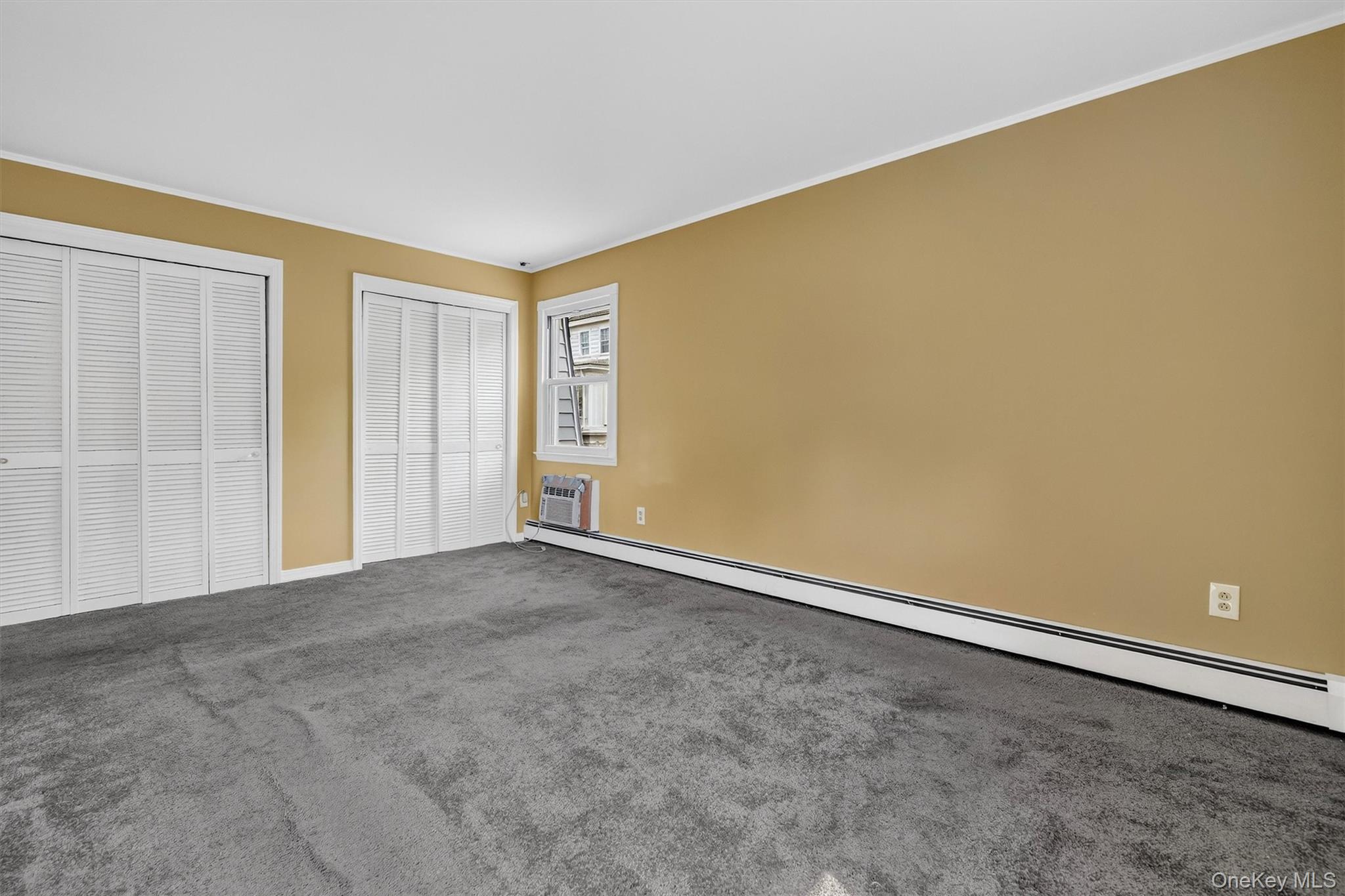380 N Broadway D14 Property Photo 14