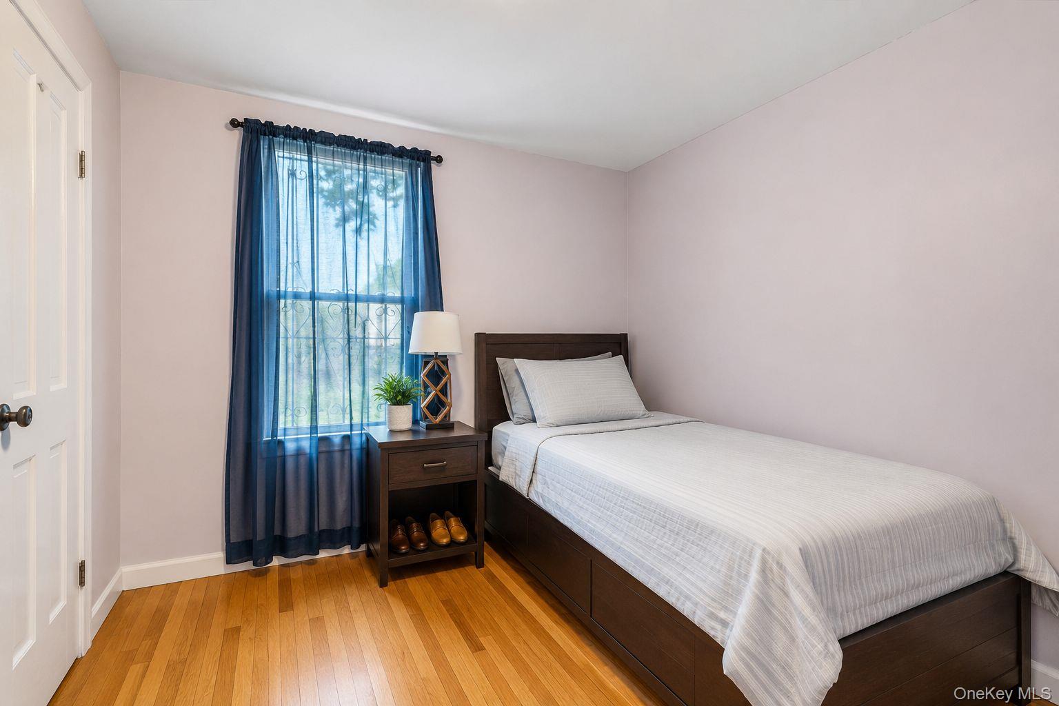 708 Snediker Avenue Property Photo 11