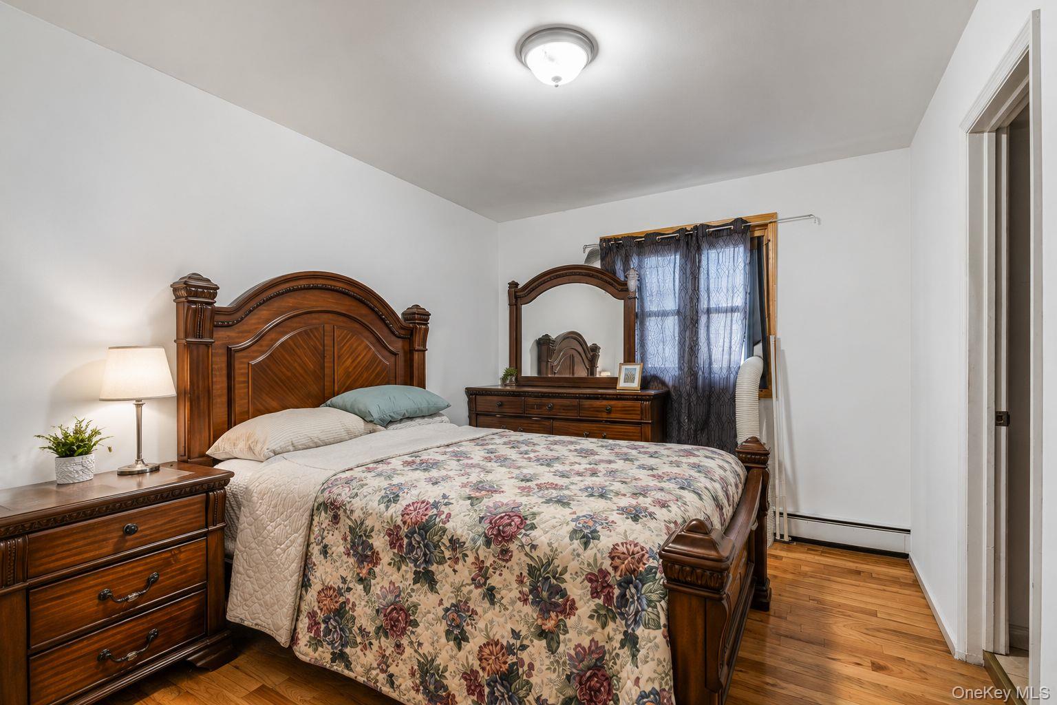 708 Snediker Avenue Property Photo 14