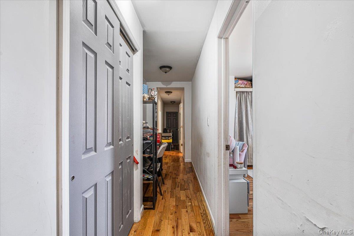 708 Snediker Avenue Property Photo 15