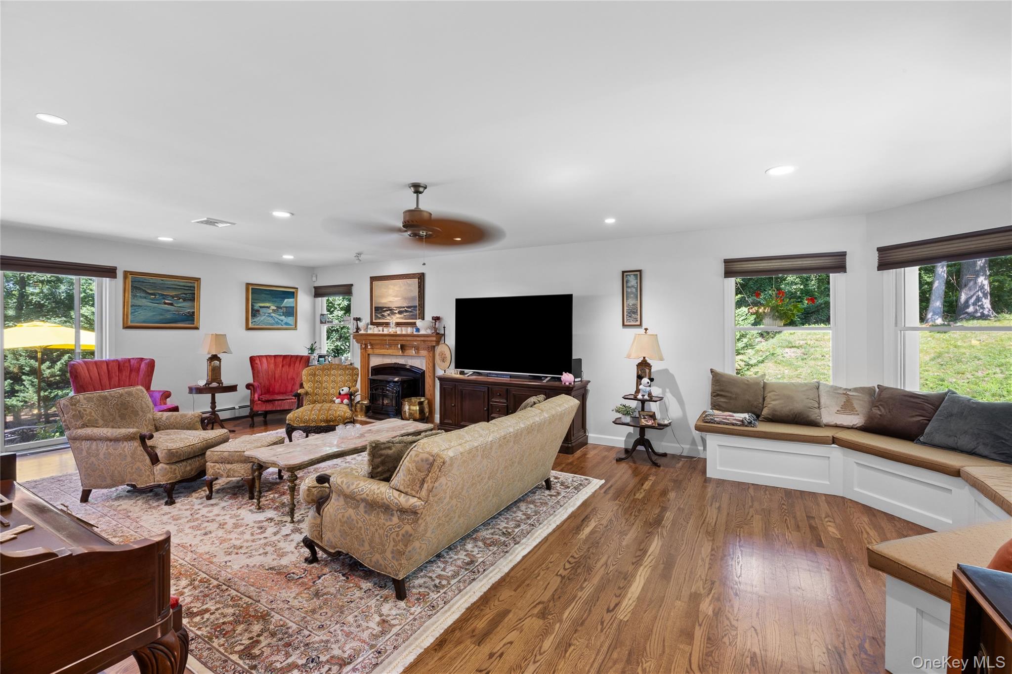 10 Randall Road Property Photo 15