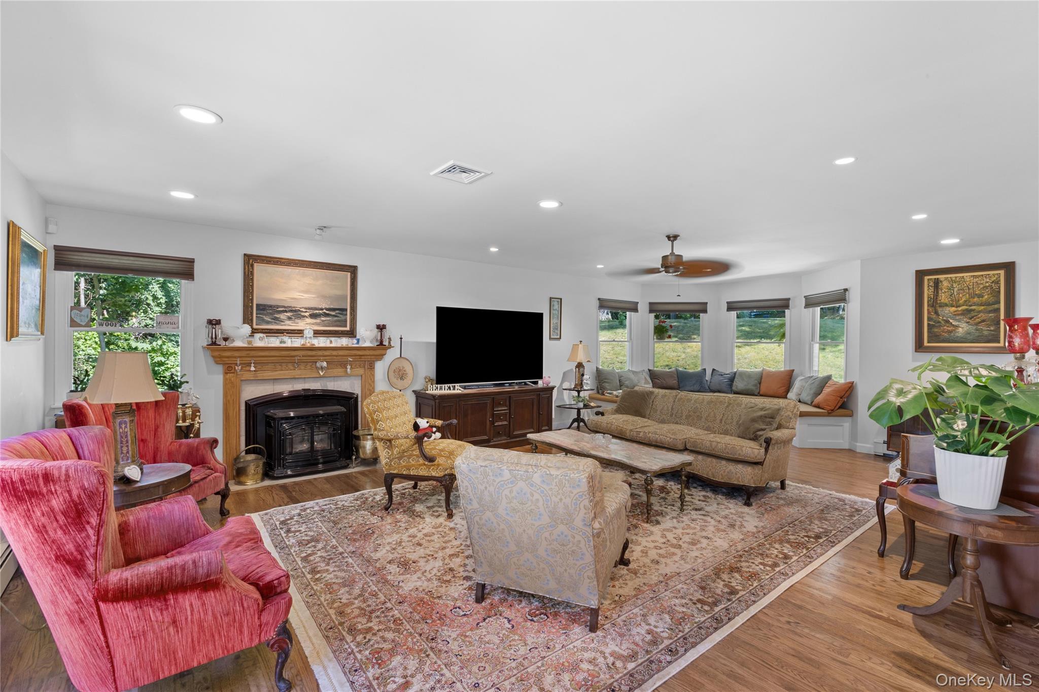 10 Randall Road Property Photo 16