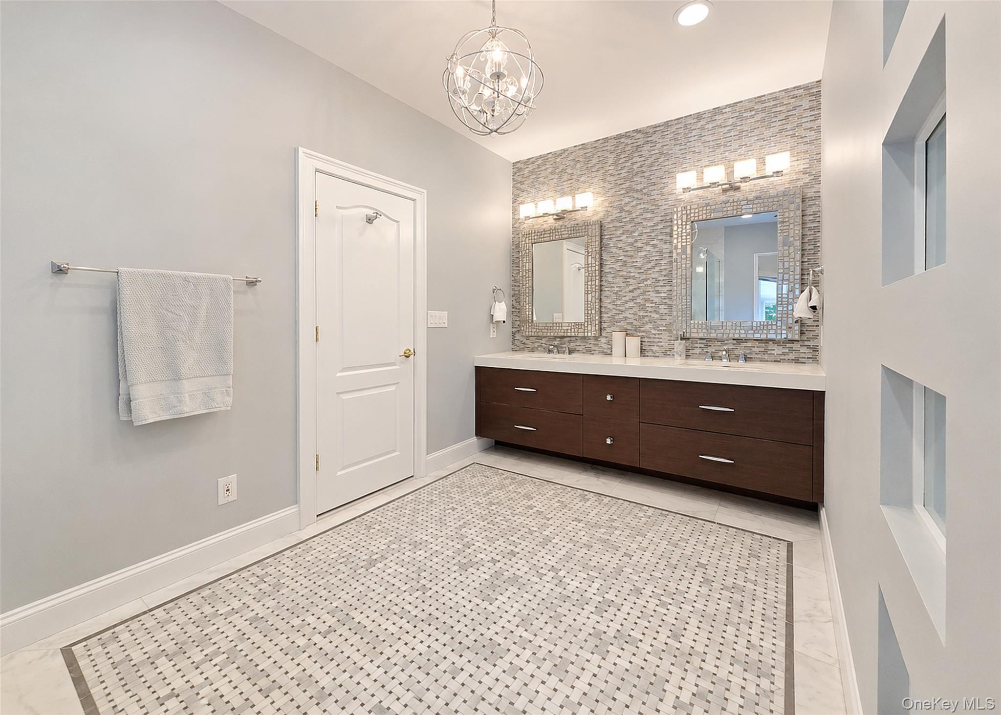 6 Boxwood Way Property Photo 19