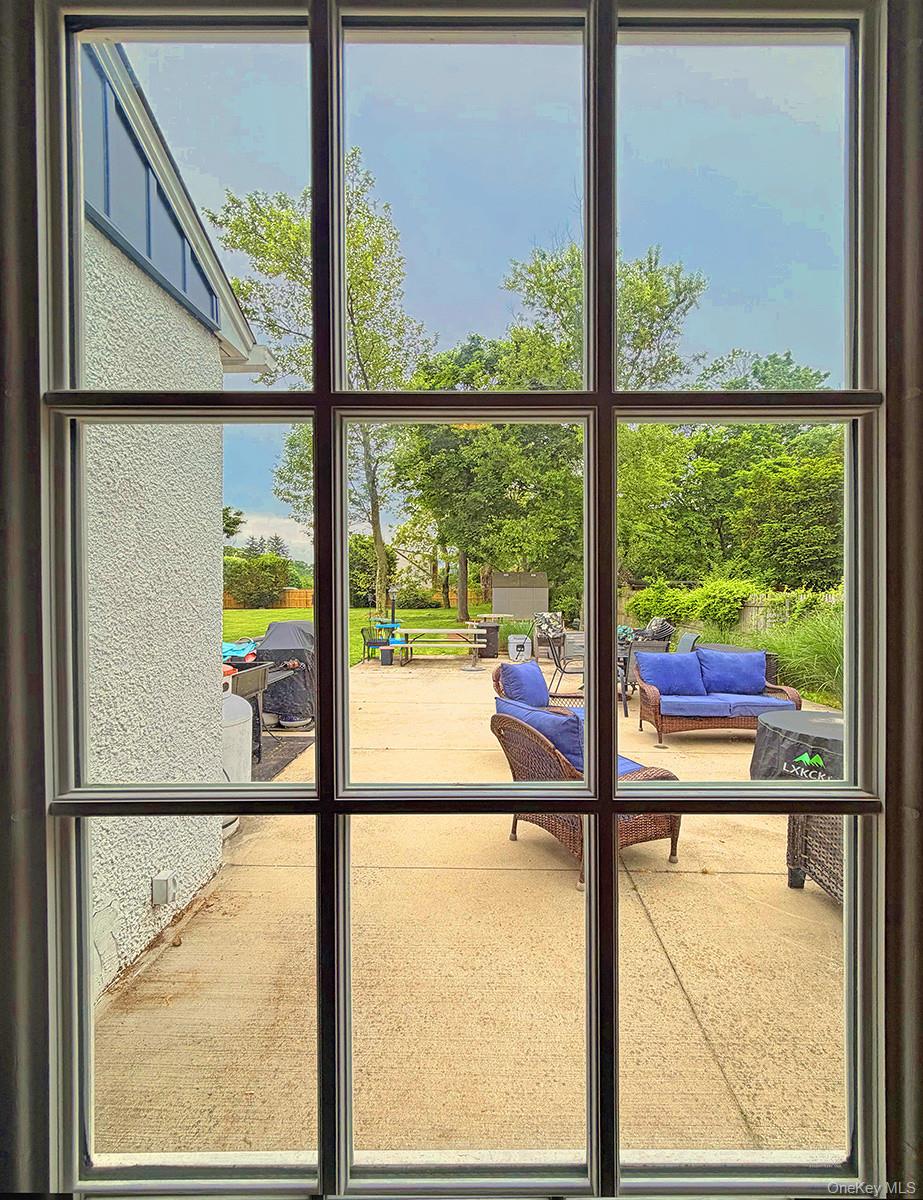 8 Van Cedar Street 8 Property Photo 17
