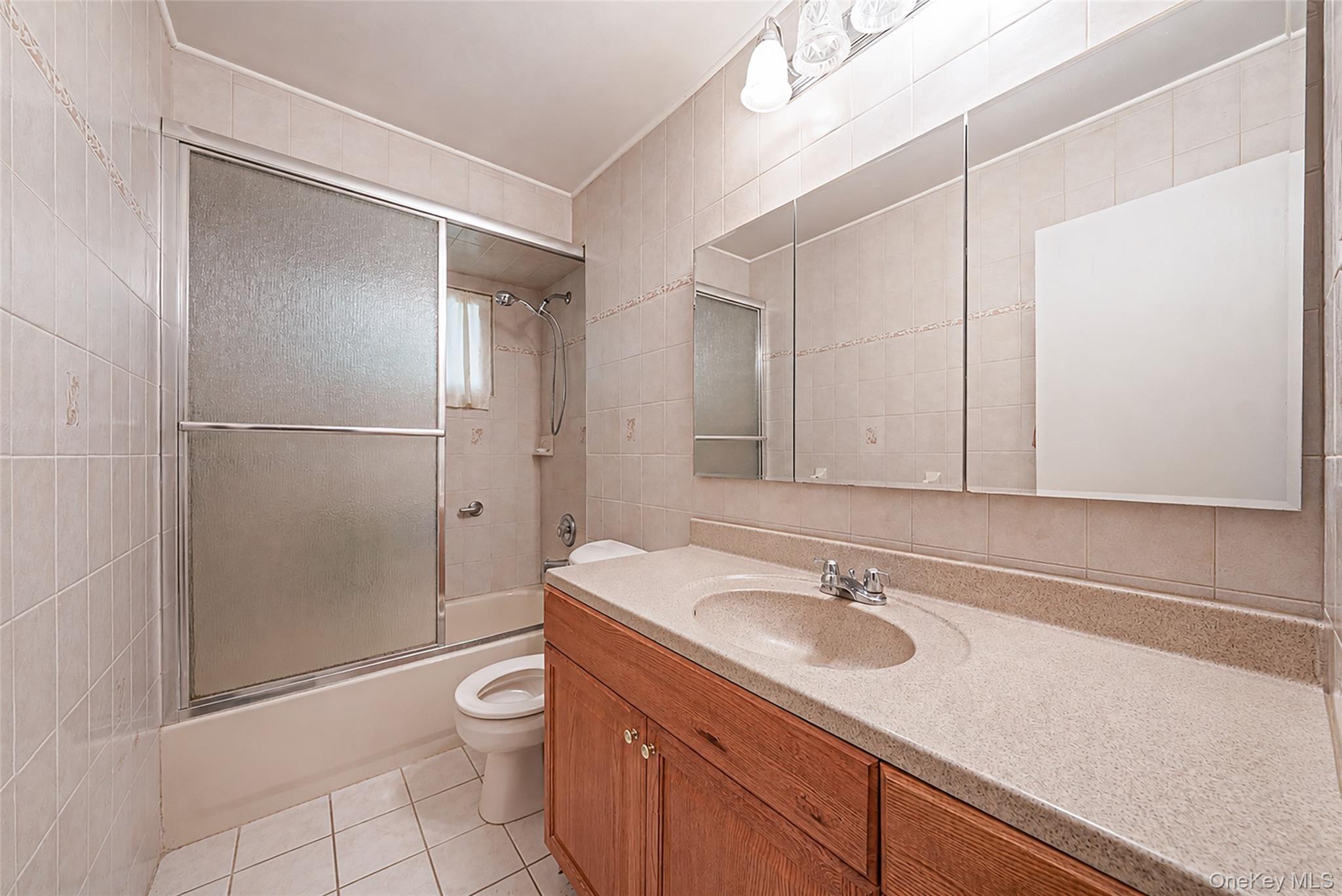 107 W Walnut Street Property Photo 13