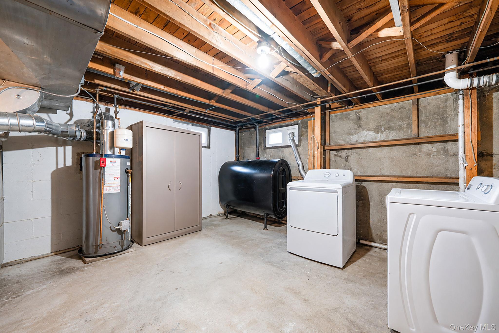 107 W Walnut Street Property Photo 14