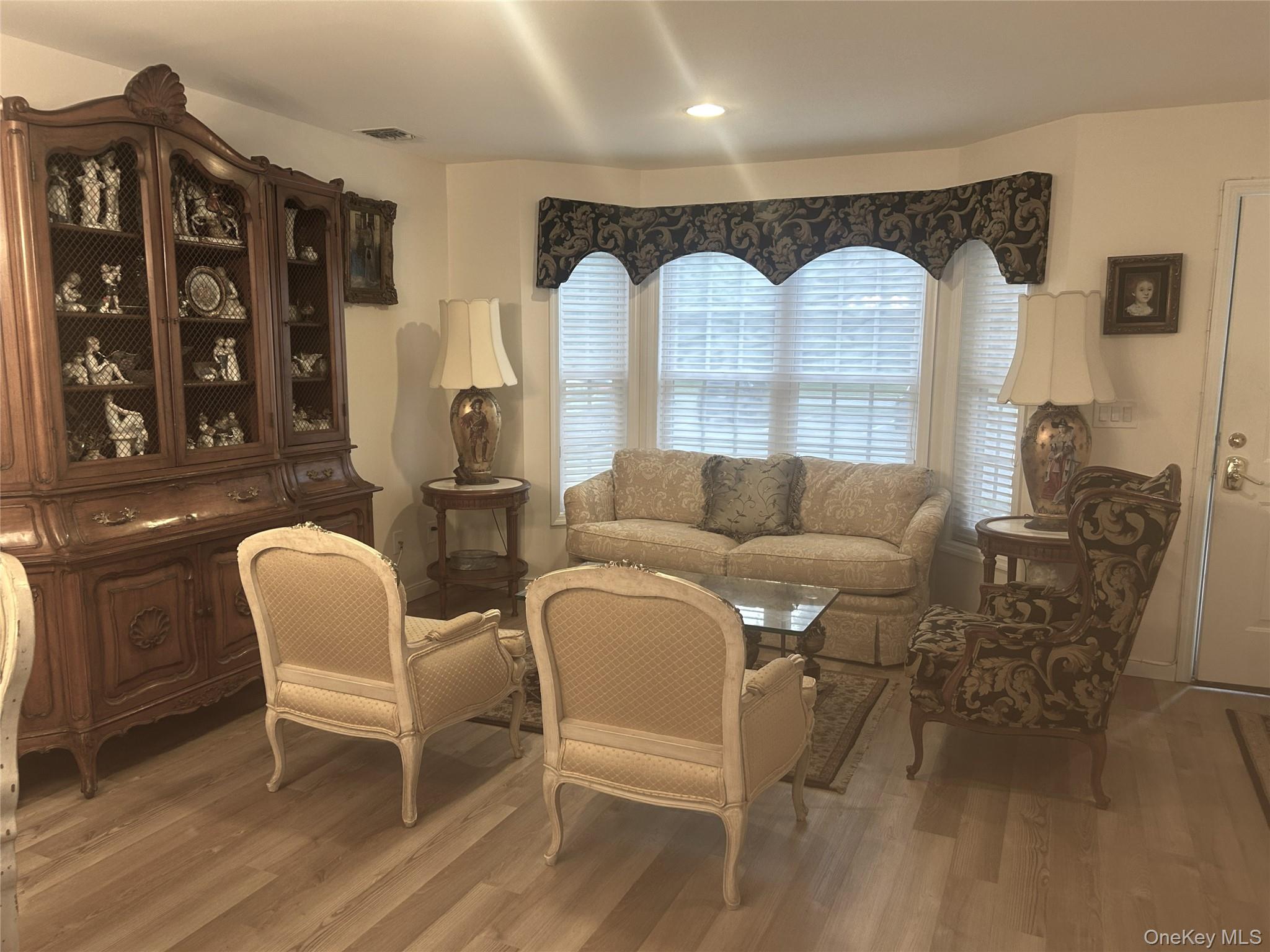 891 Altessa Boulevard Property Photo 3