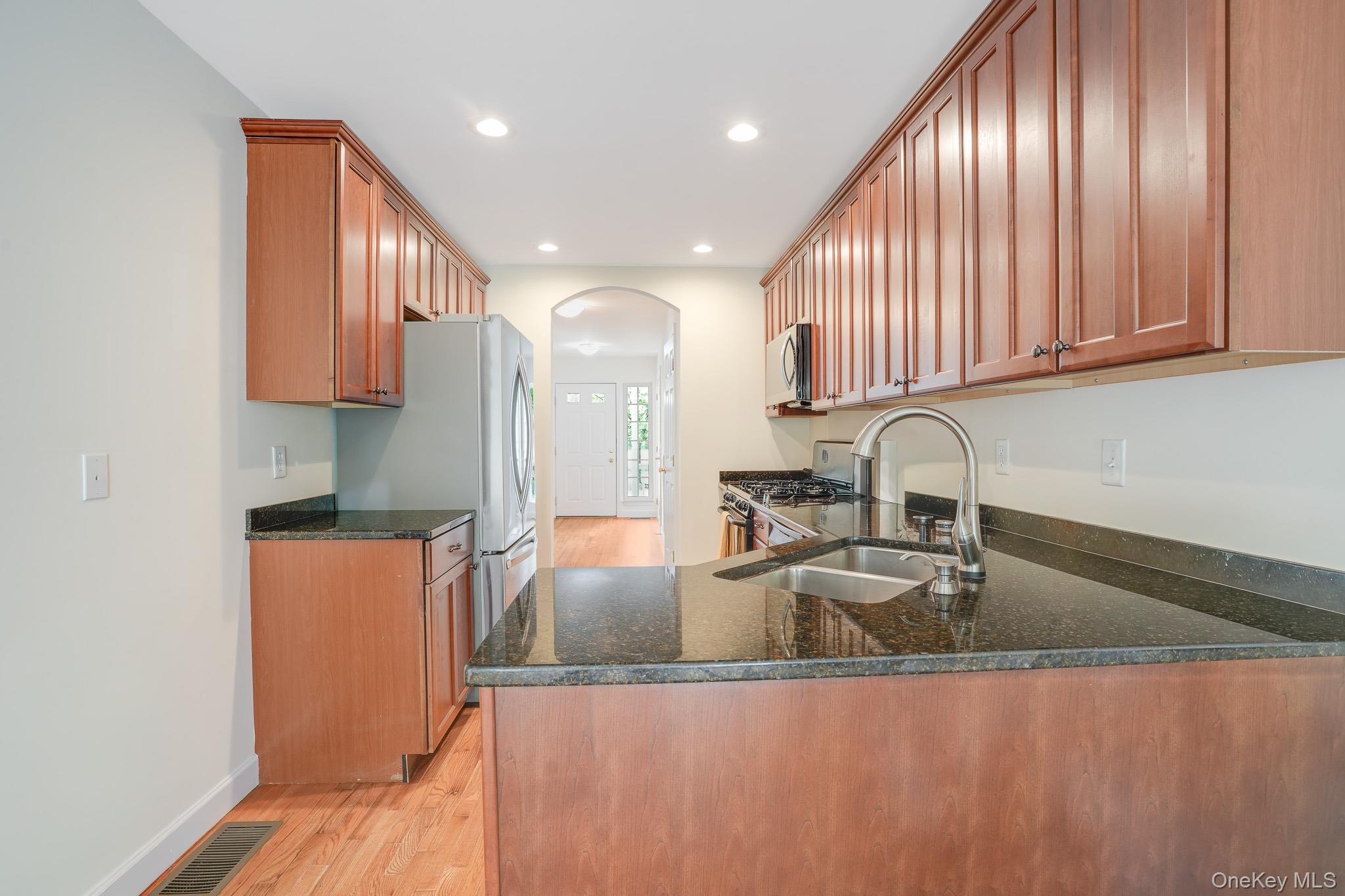 4003 Ridgecrest Drive Property Photo 16