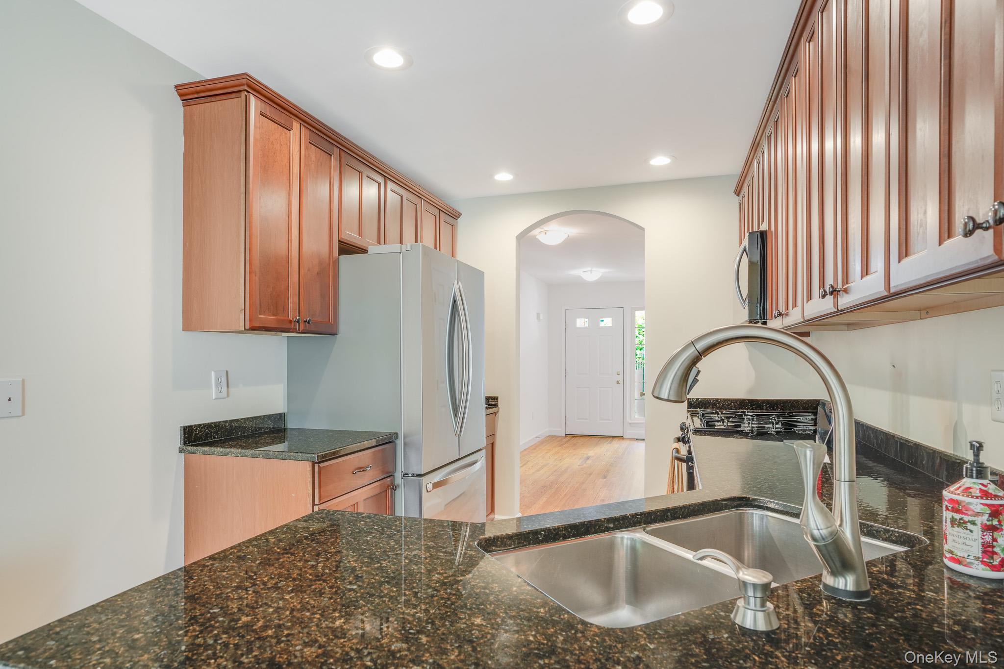 4003 Ridgecrest Drive Property Photo 18