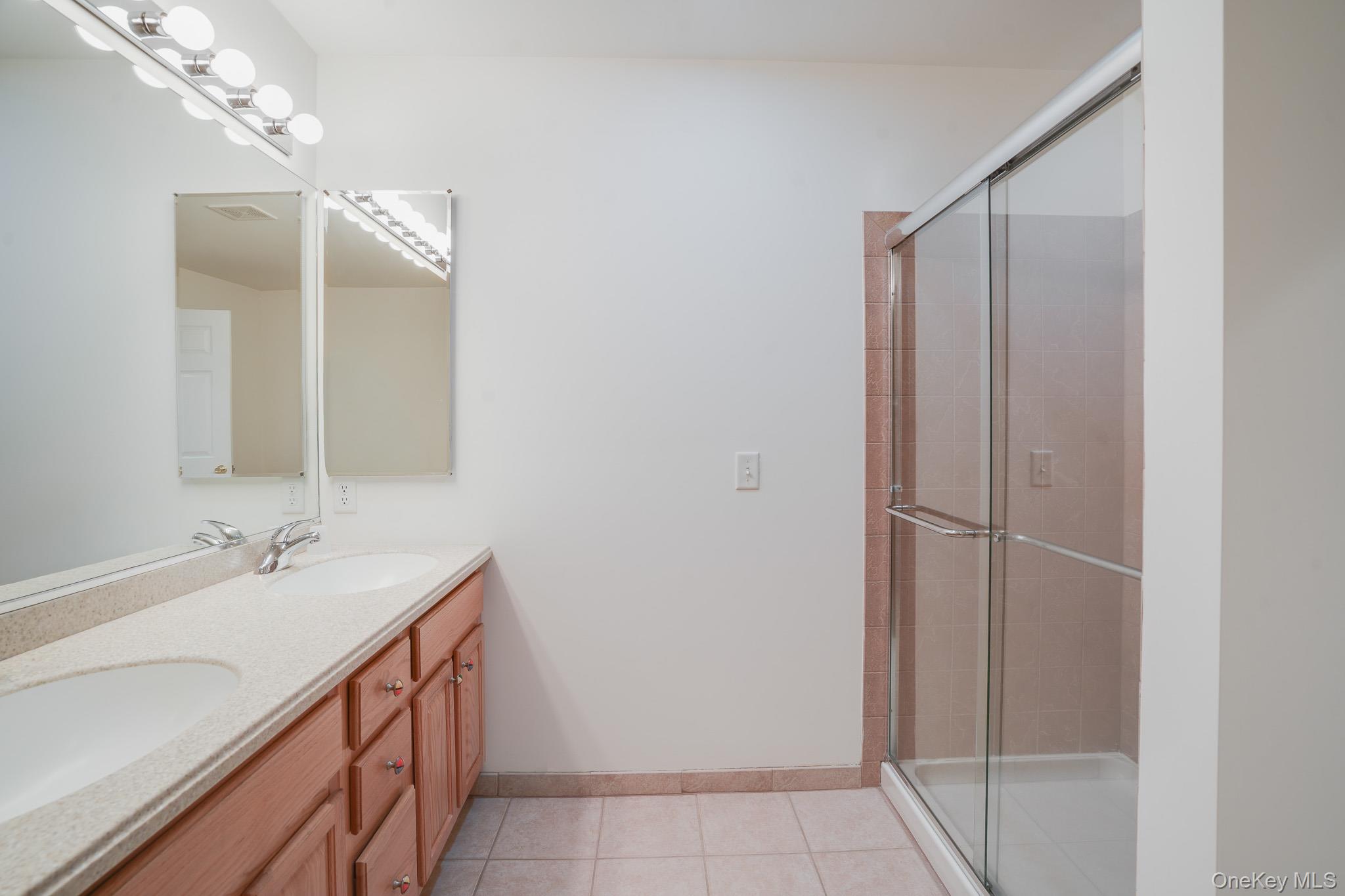 4003 Ridgecrest Drive Property Photo 28