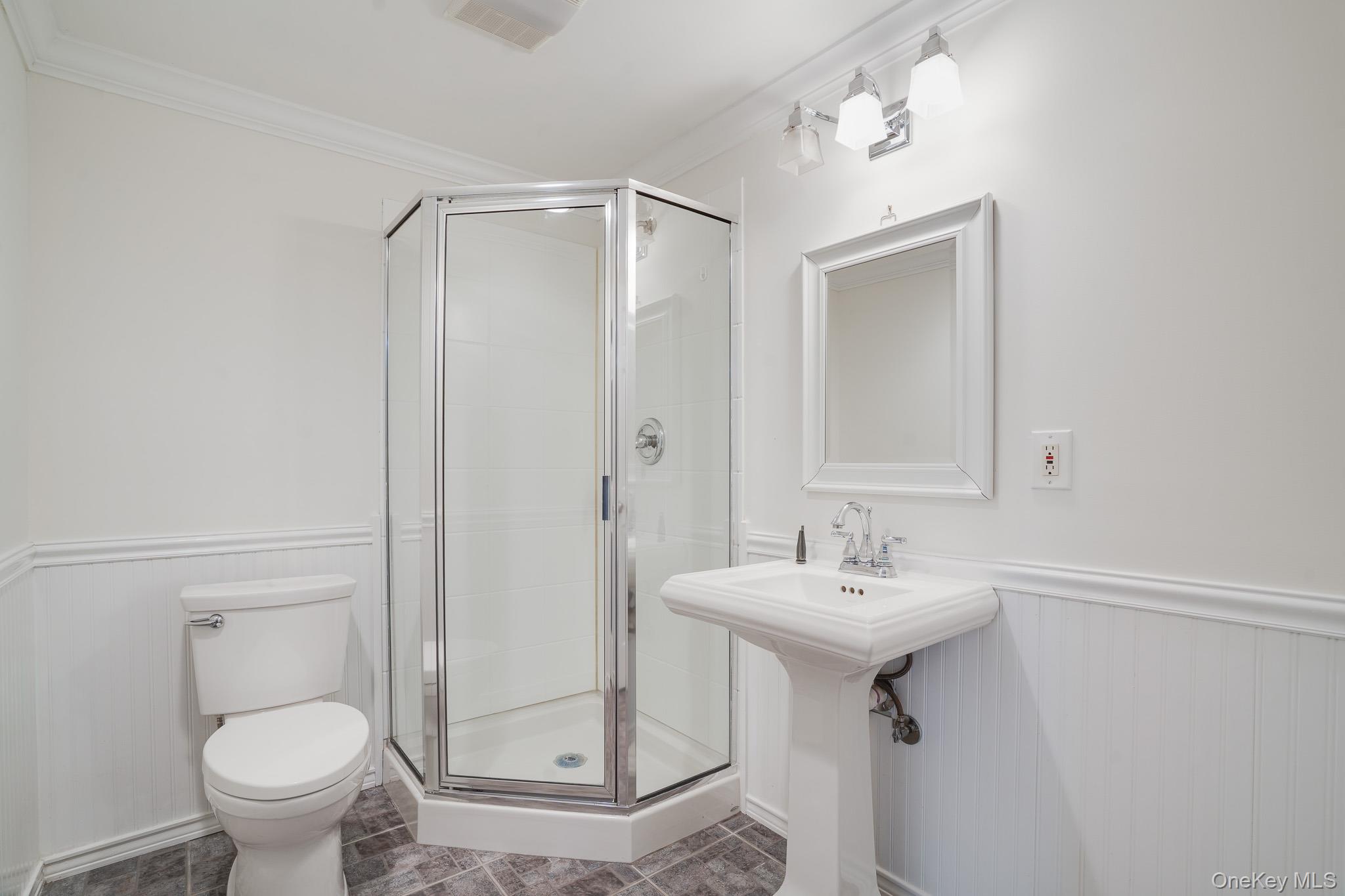 4003 Ridgecrest Drive Property Photo 44