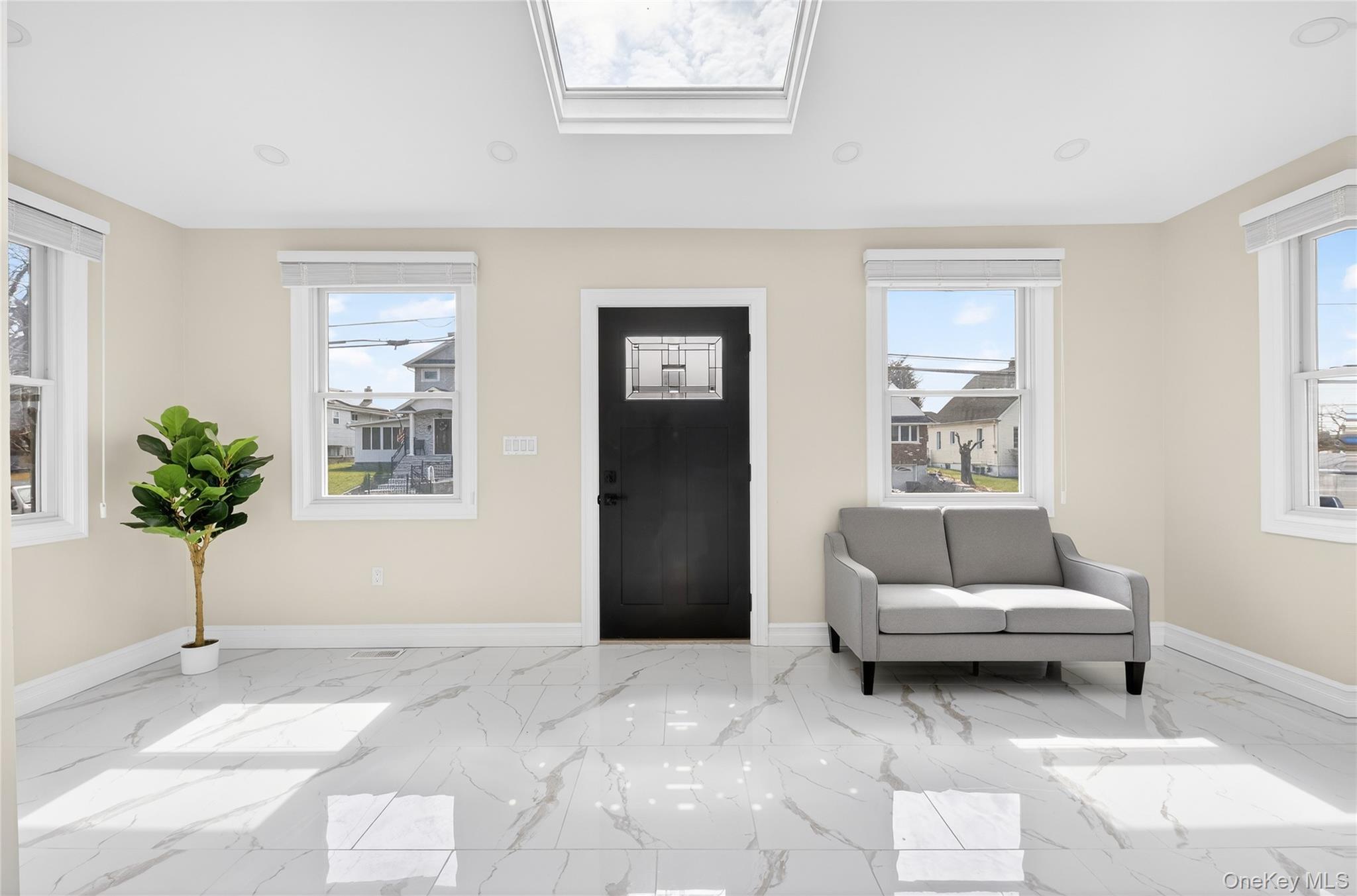 19 6th Street Property Photo 4