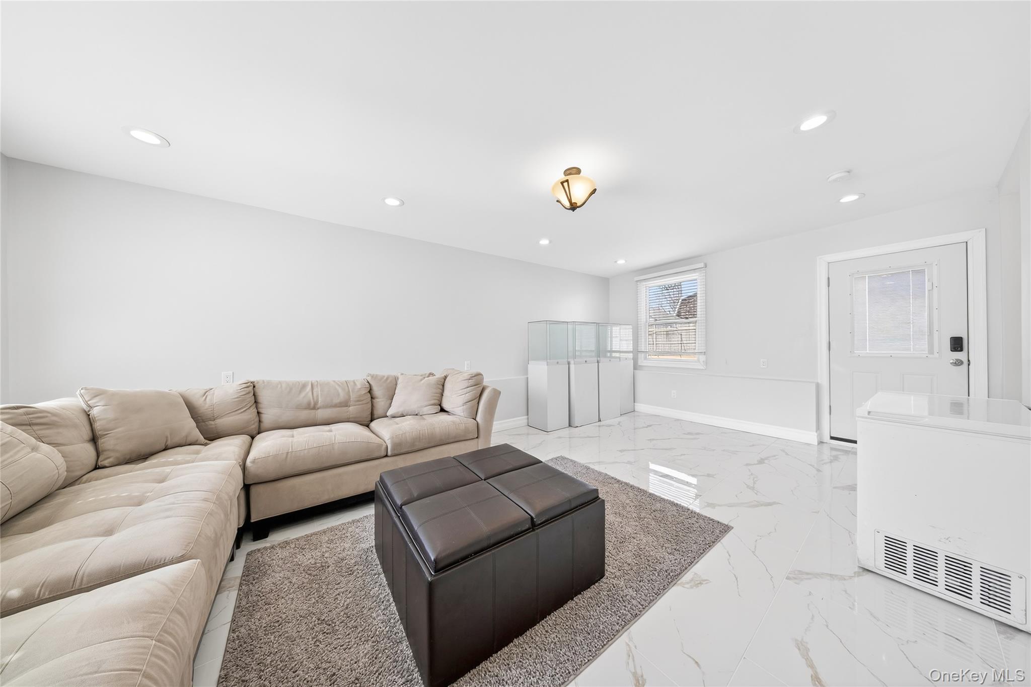 19 6th Street Property Photo 10