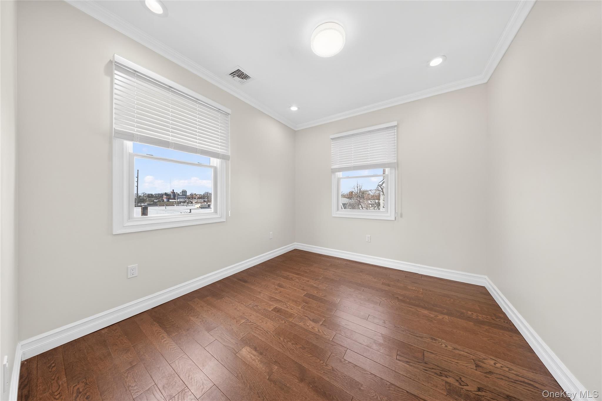 19 6th Street Property Photo 20