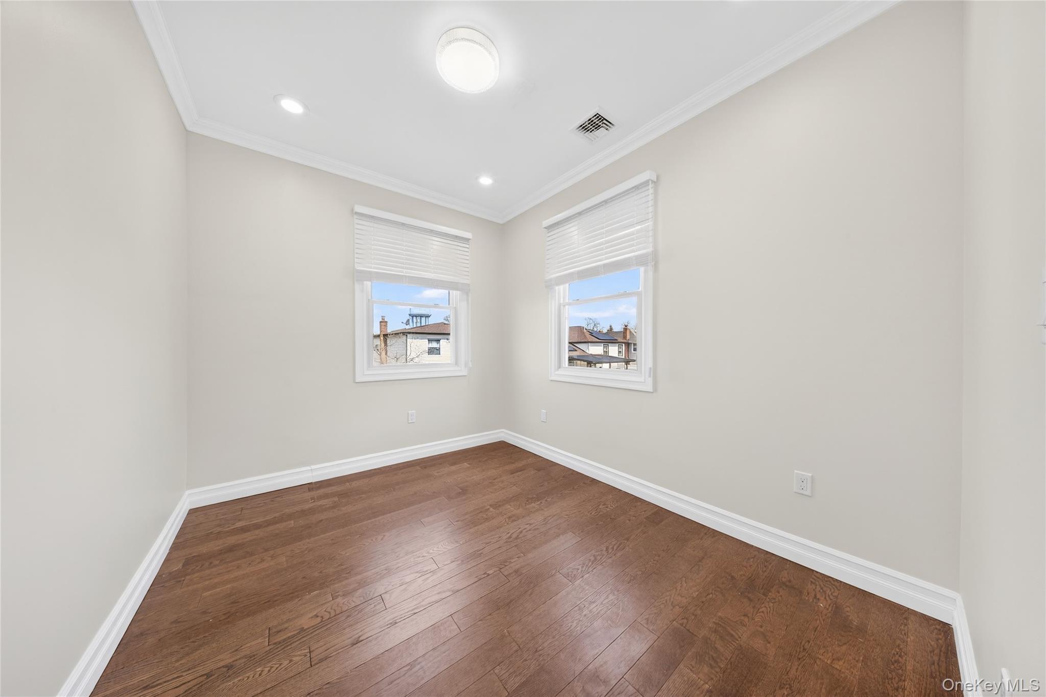 19 6th Street Property Photo 21