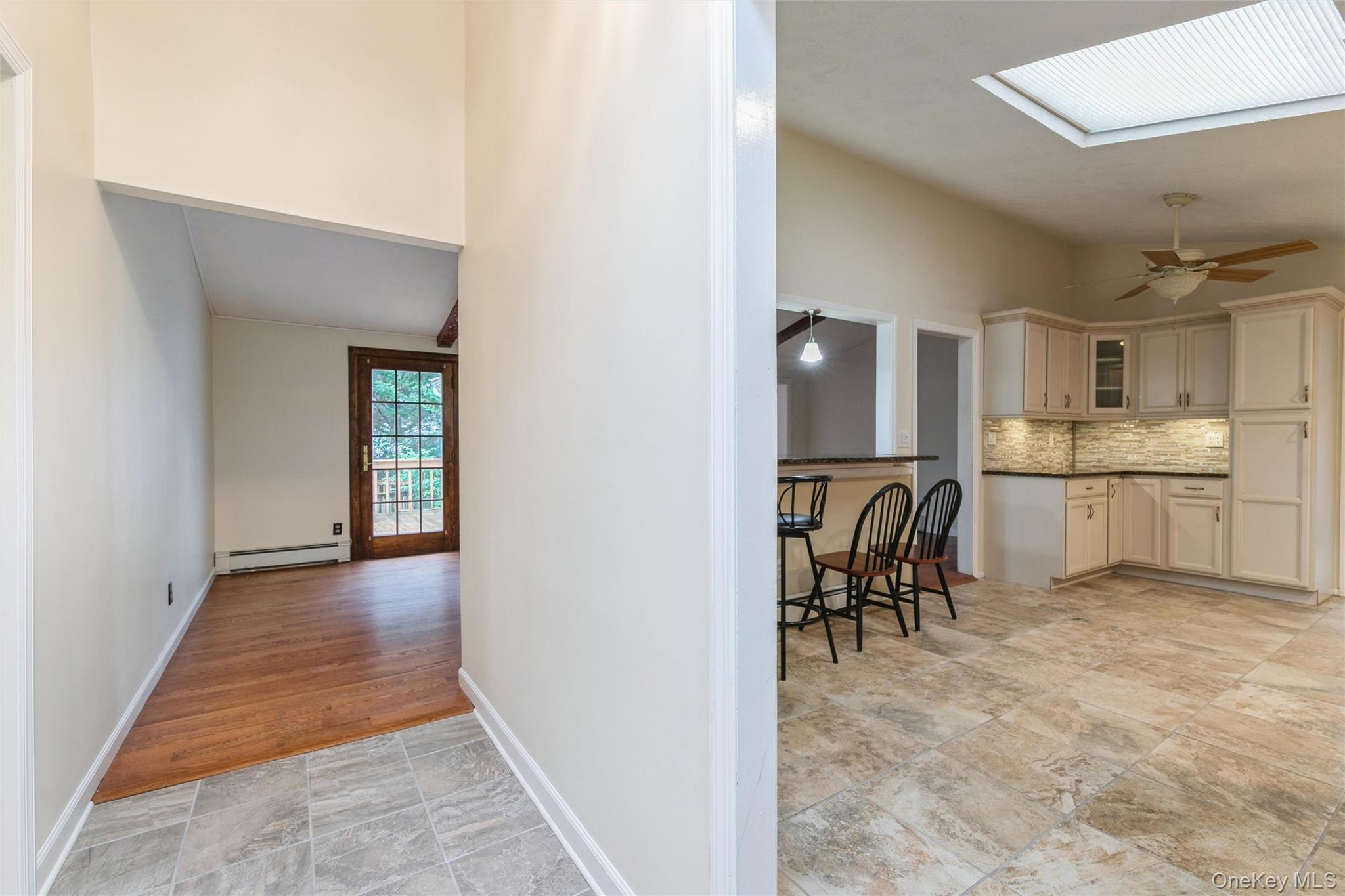 26 Huxley Lane Property Photo 4