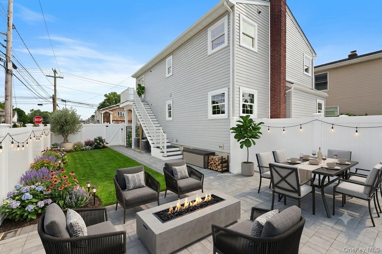 3914 Waverly Avenue Property Photo 5