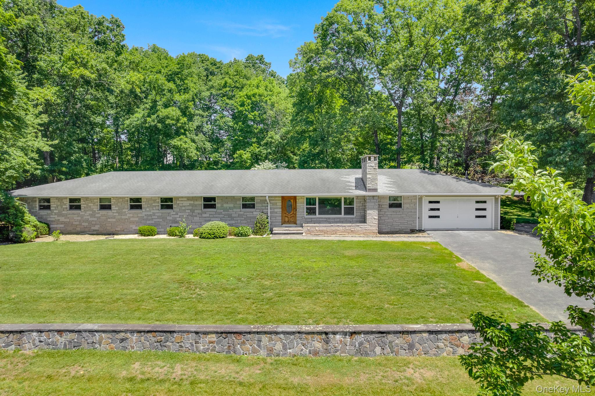 21 Vail Road Property Photo 2