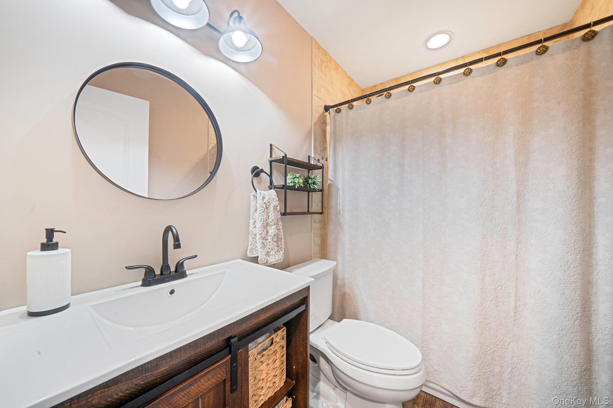 44 Niagara Street Property Photo 16