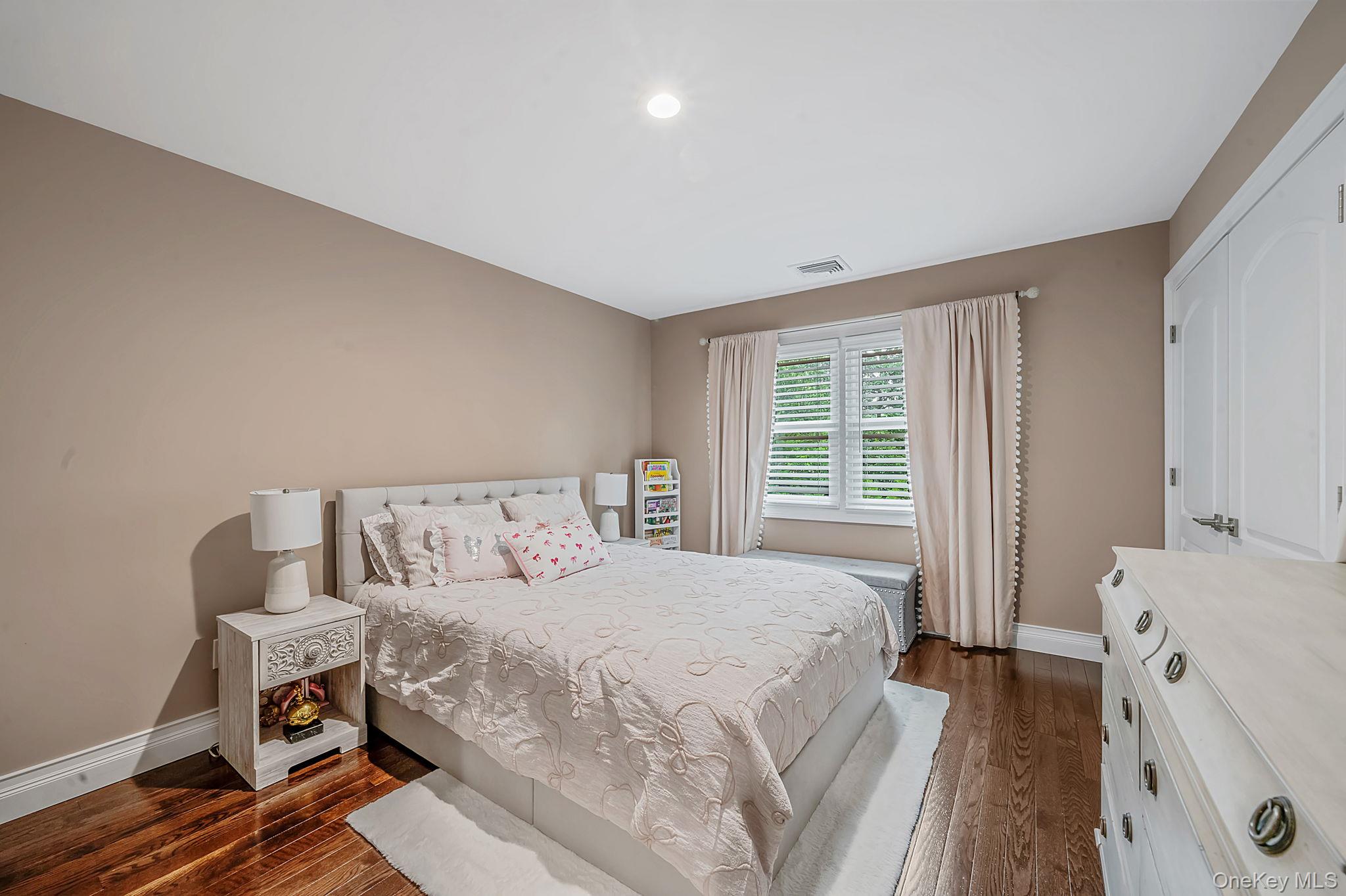 44 Niagara Street Property Photo 22
