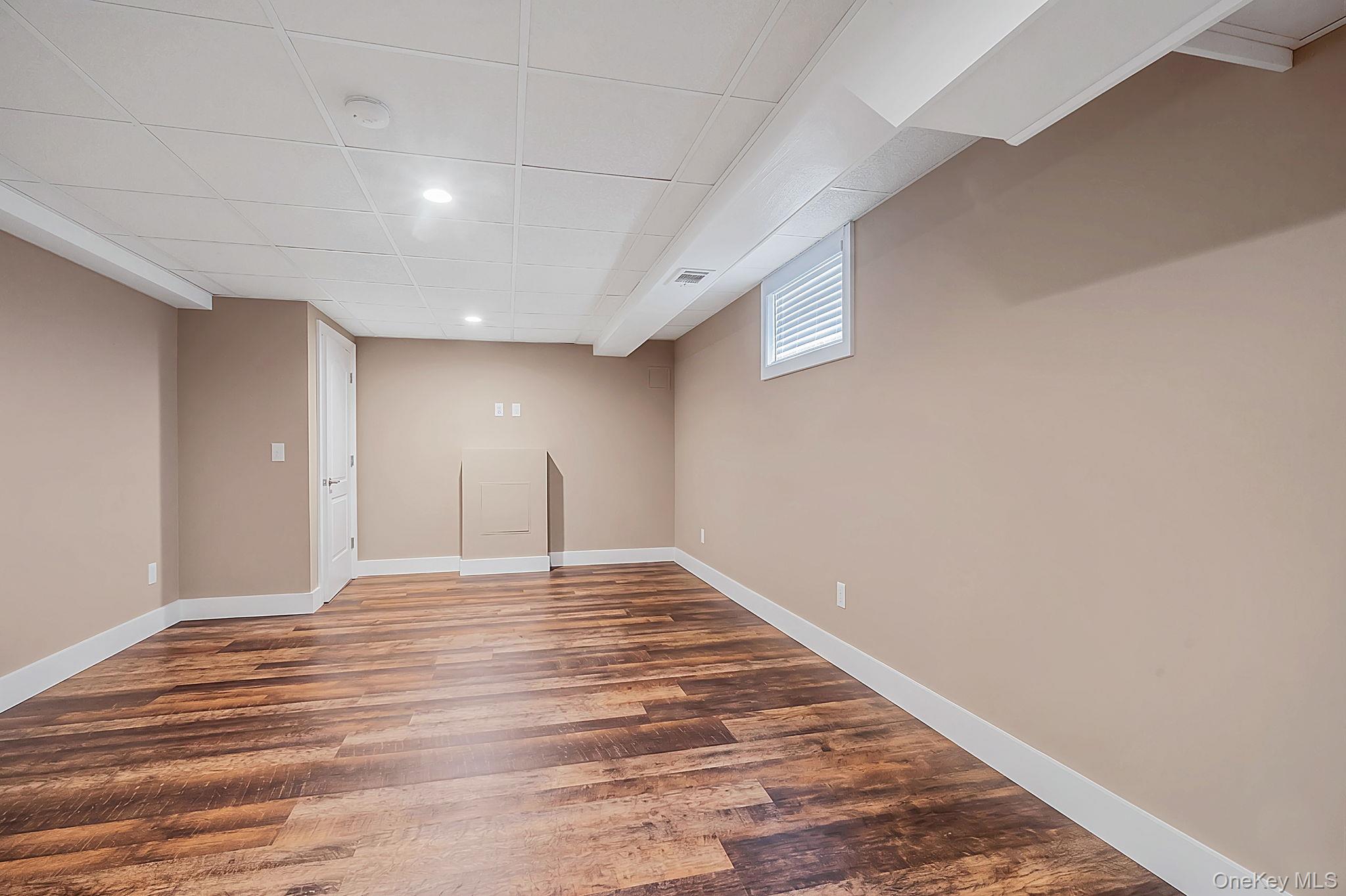 44 Niagara Street Property Photo 29