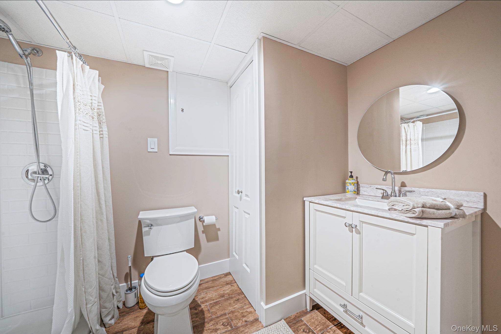 44 Niagara Street Property Photo 32