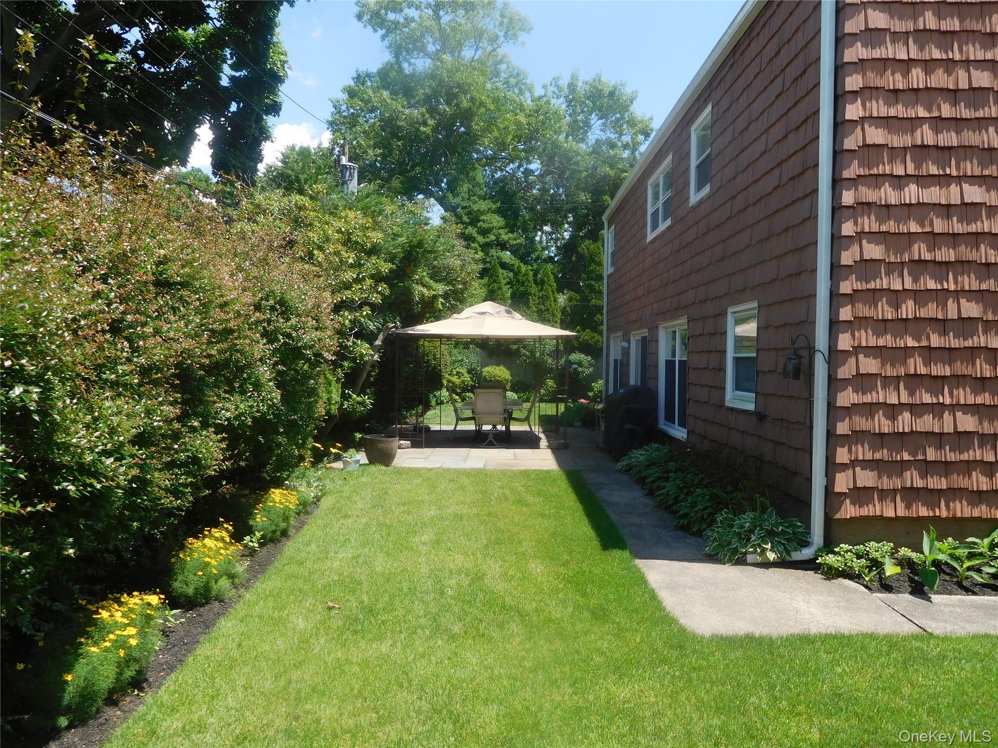 1396 Van Nostrand Place Property Photo 2