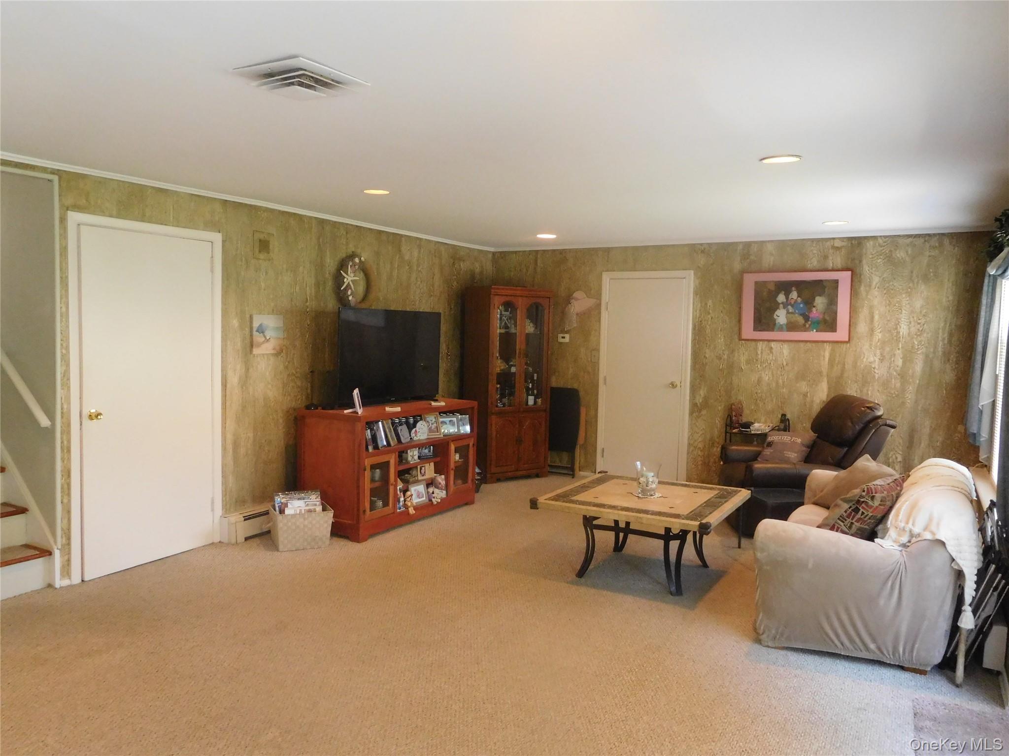 1396 Van Nostrand Place Property Photo 7