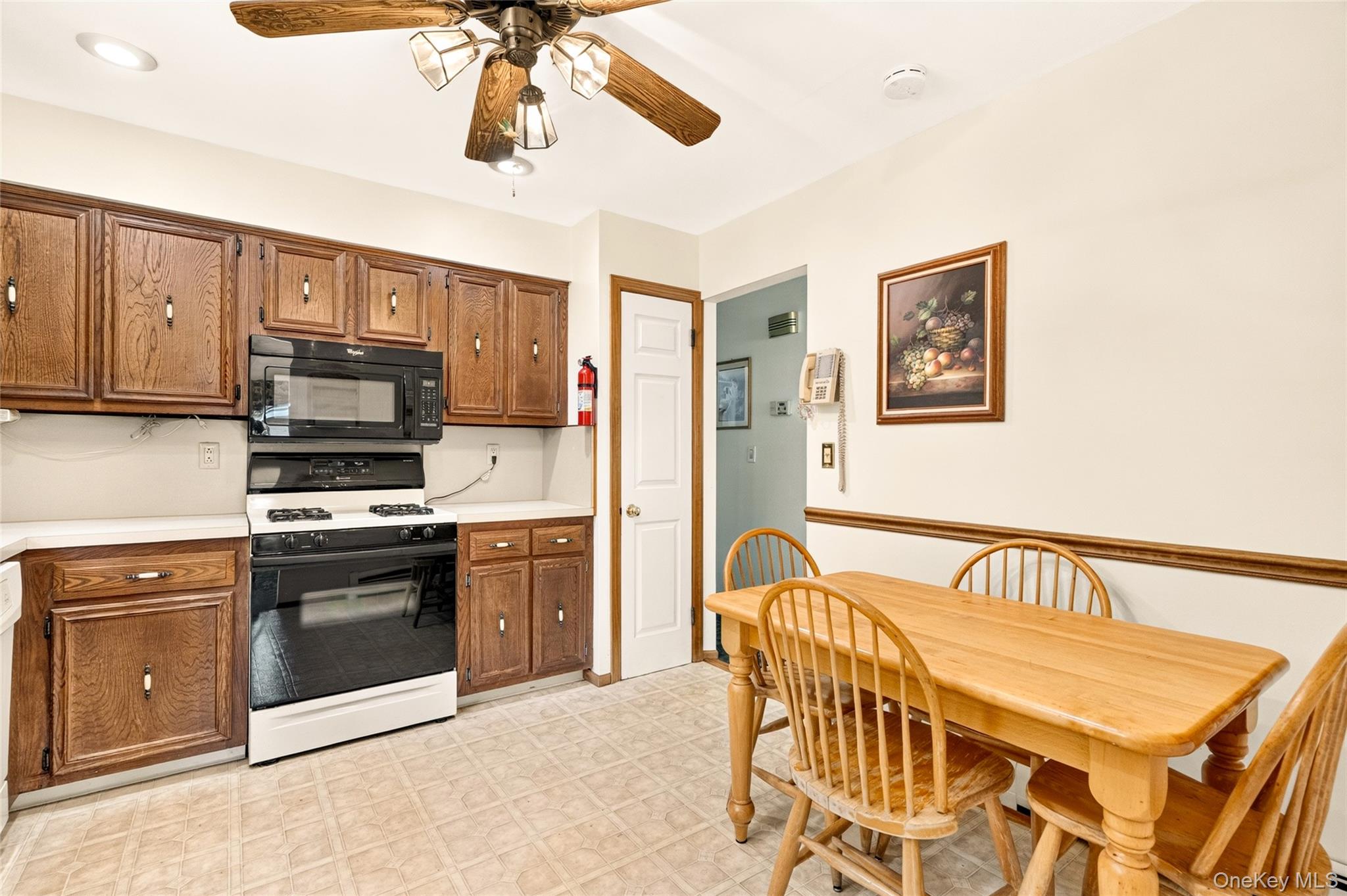10 Lighthouse Court Property Photo 22