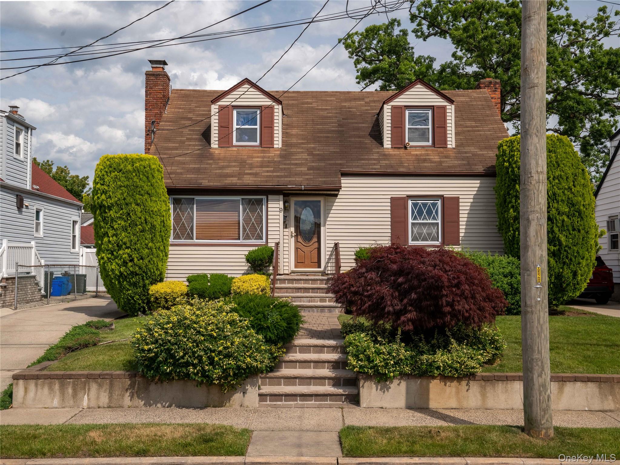 9 Satterie Avenue Property Photo 1