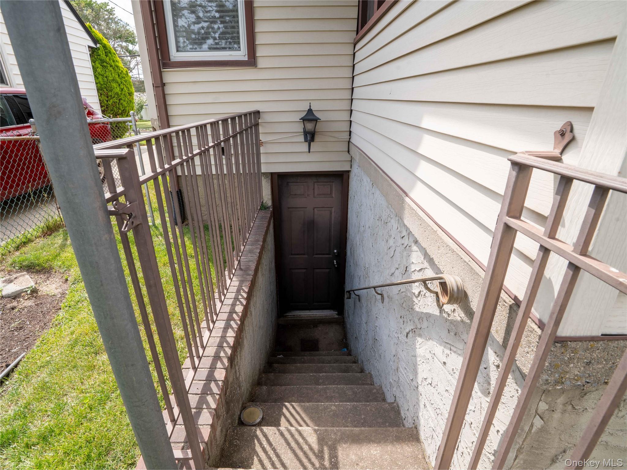 9 Satterie Avenue Property Photo 21