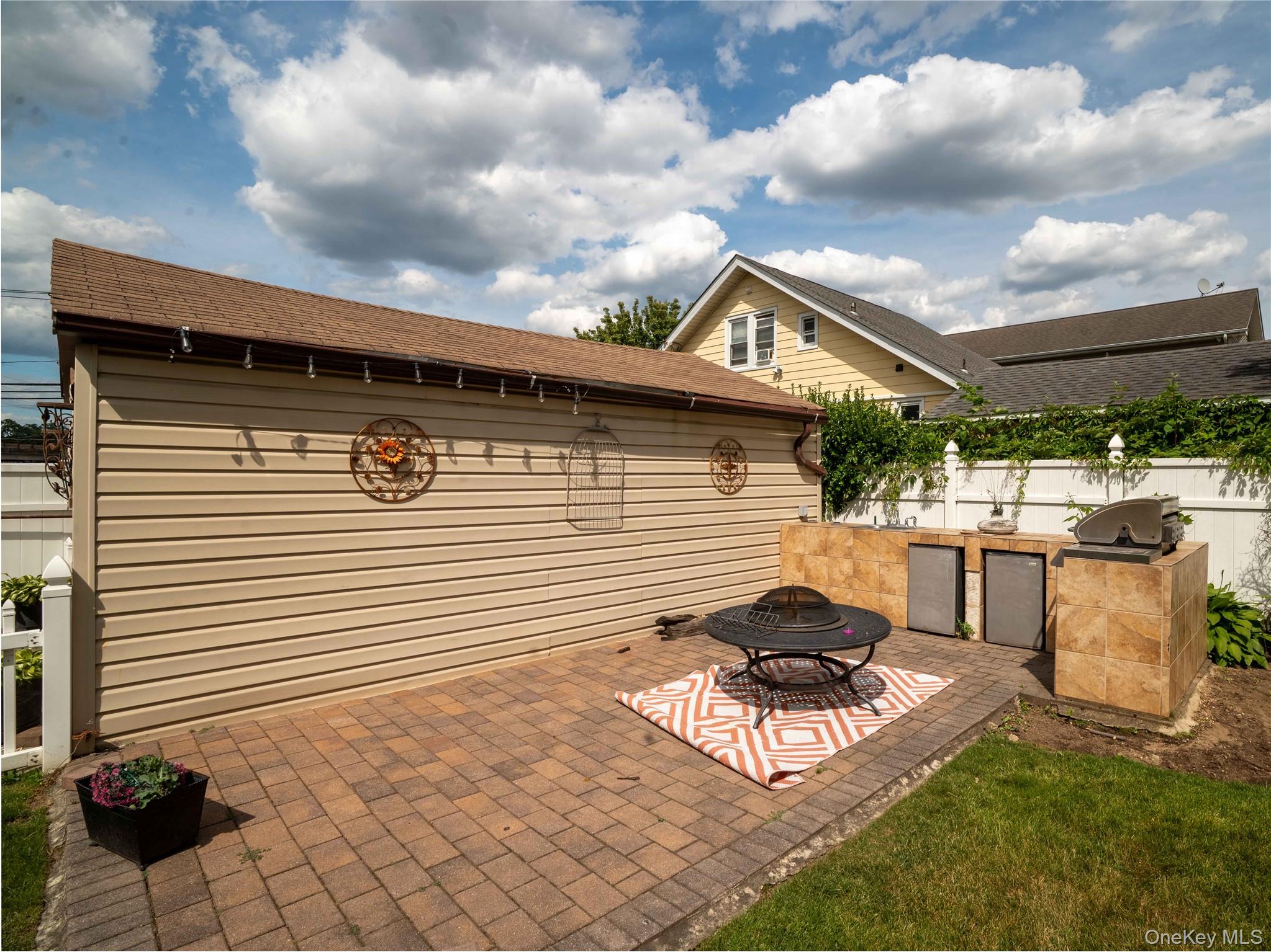 9 Satterie Avenue Property Photo 22