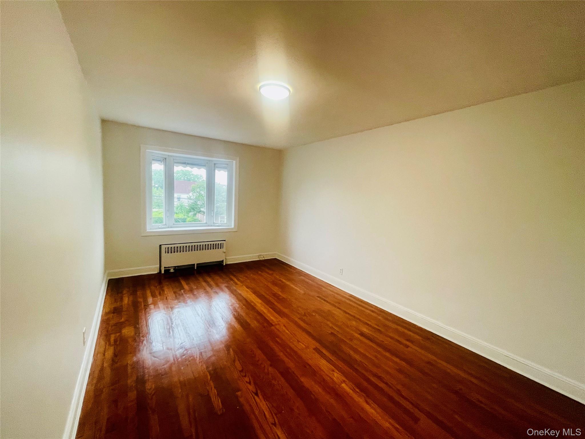 2811 Gunther Avenue Property Photo 2