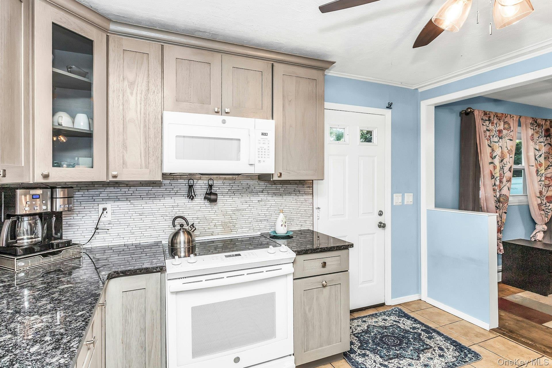 23 Lambert Avenue Property Photo 11