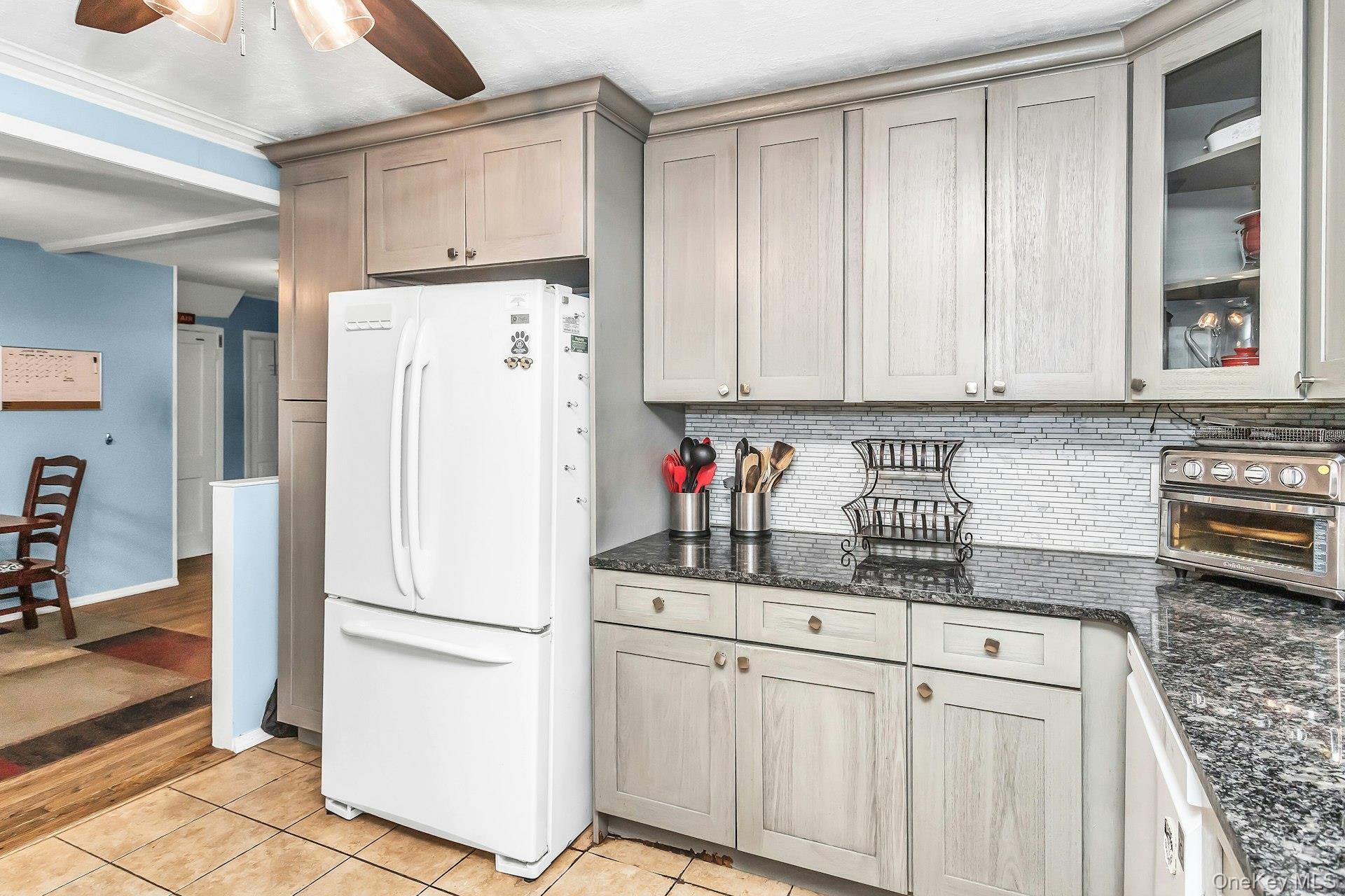 23 Lambert Avenue Property Photo 12