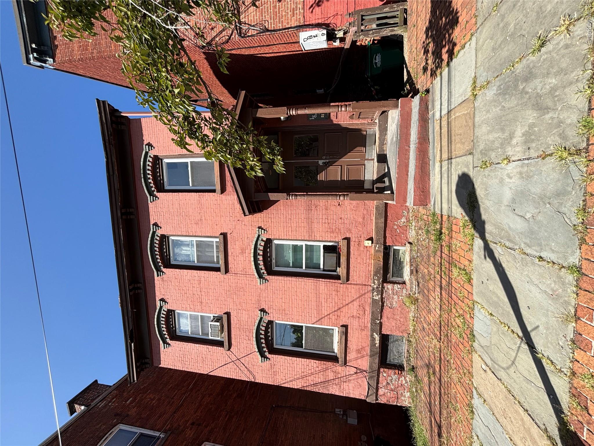185 Union Street 1 Property Photo 1