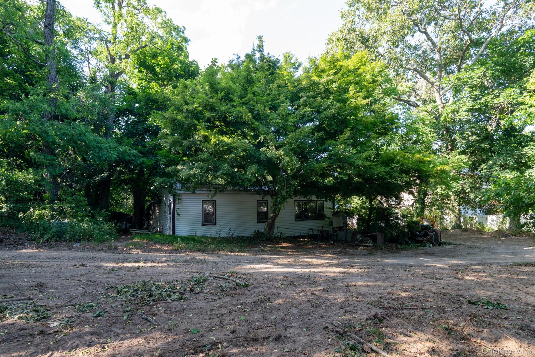 357 Smithtown Boulevard Property Photo 15