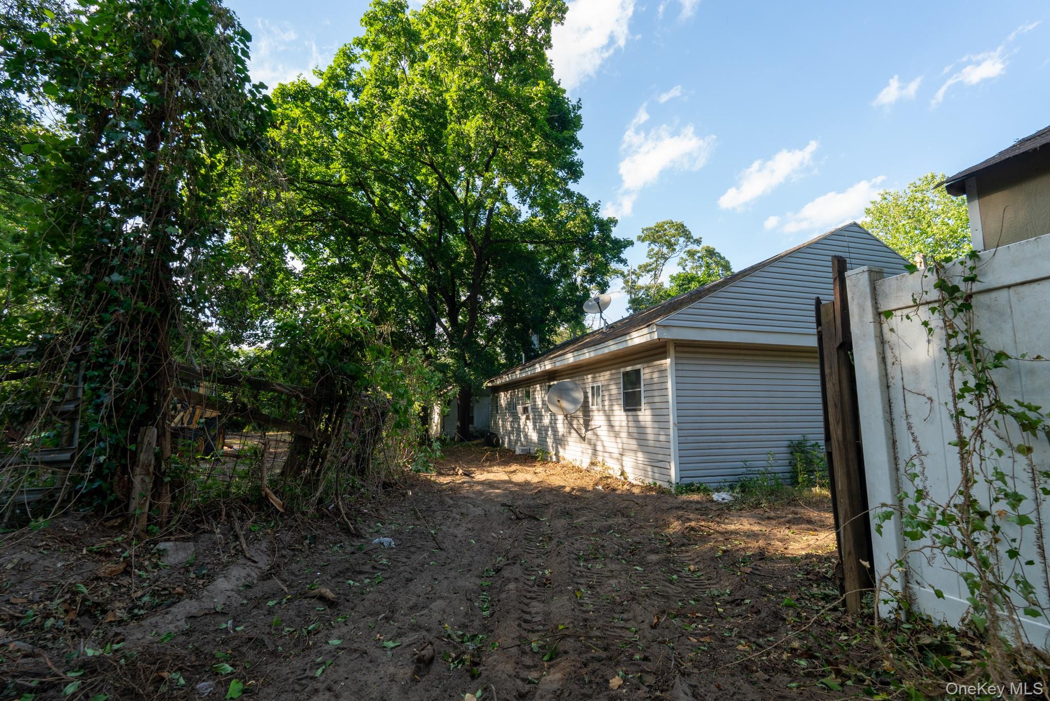357 Smithtown Boulevard Property Photo 17