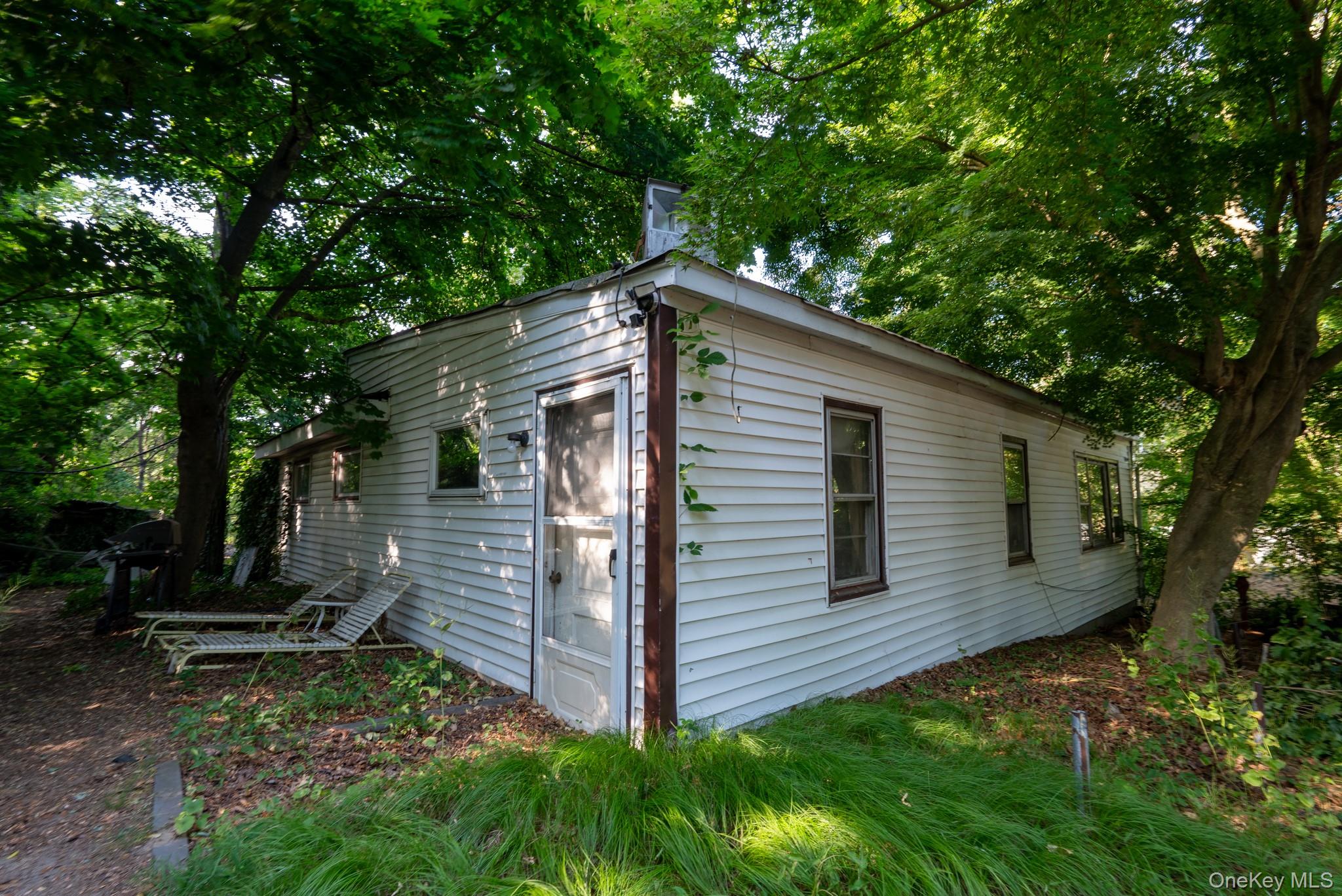 357 Smithtown Boulevard Property Photo 23