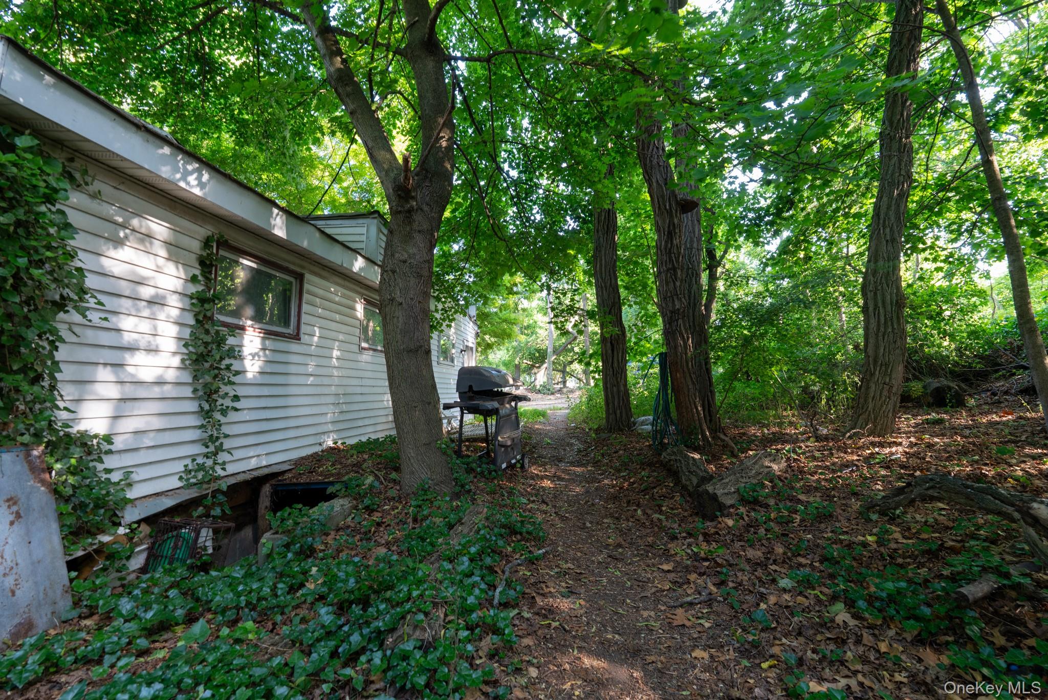 357 Smithtown Boulevard Property Photo 24