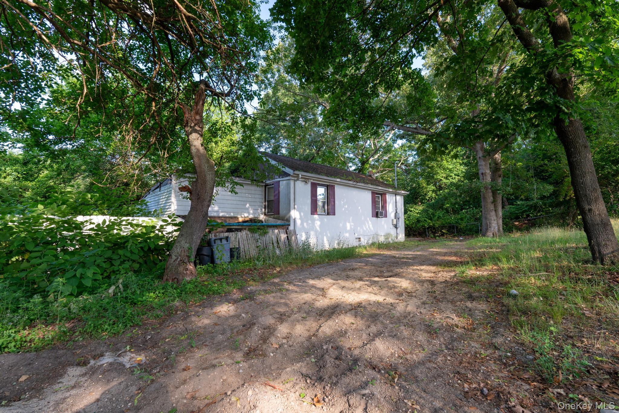 357 Smithtown Boulevard Property Photo 34