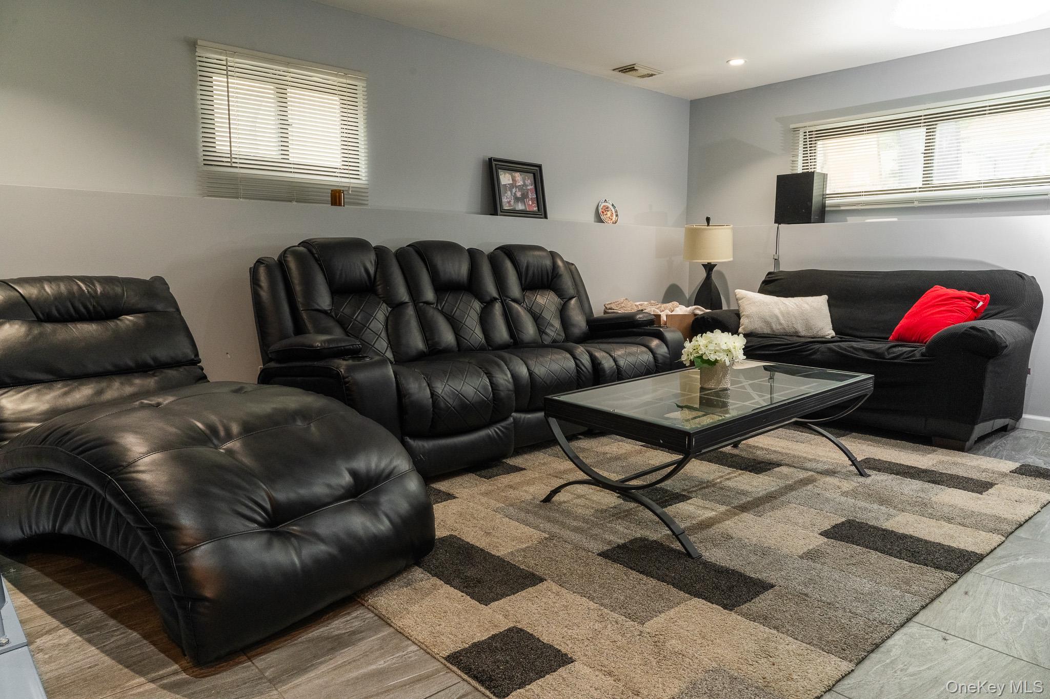 2104 157th Street Property Photo 16