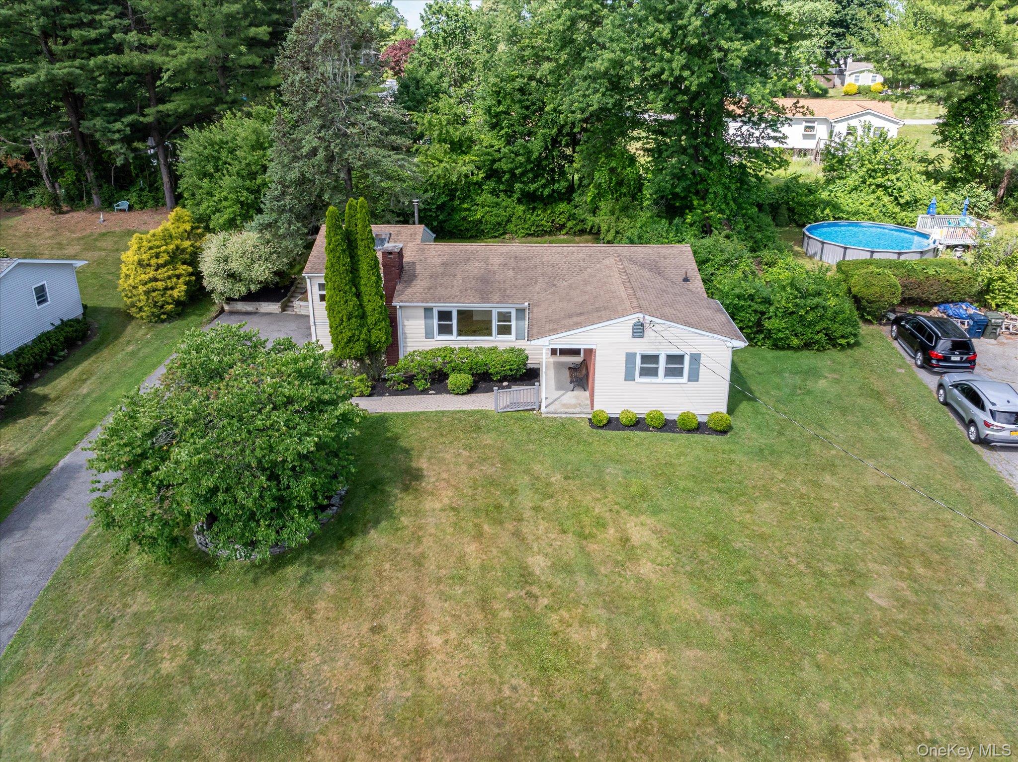 14 Tower Road Property Photo 6