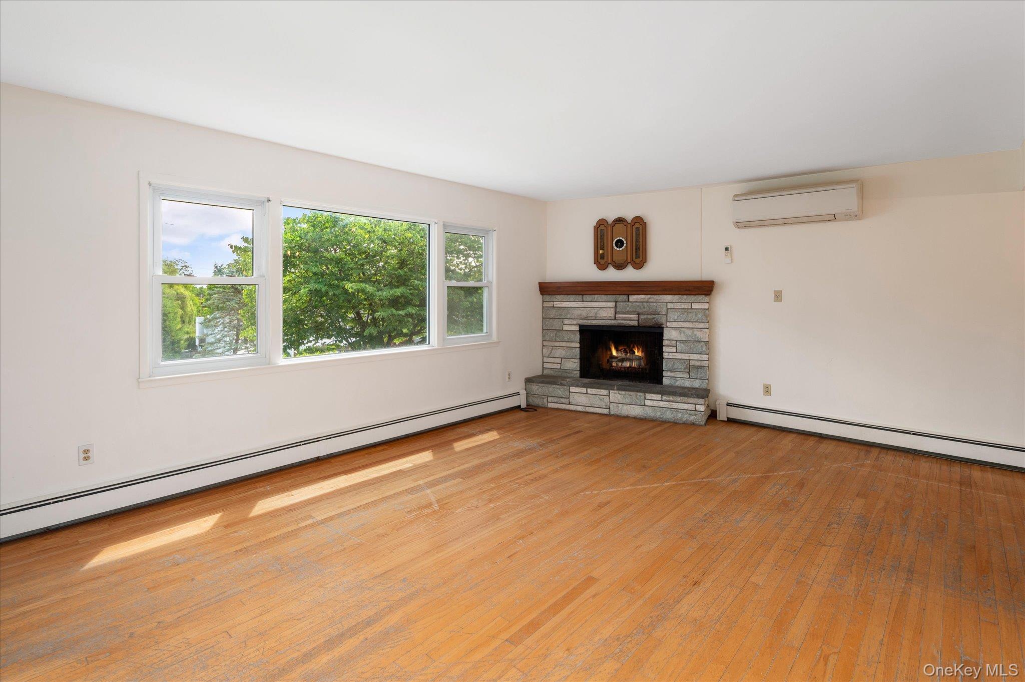 14 Tower Road Property Photo 12
