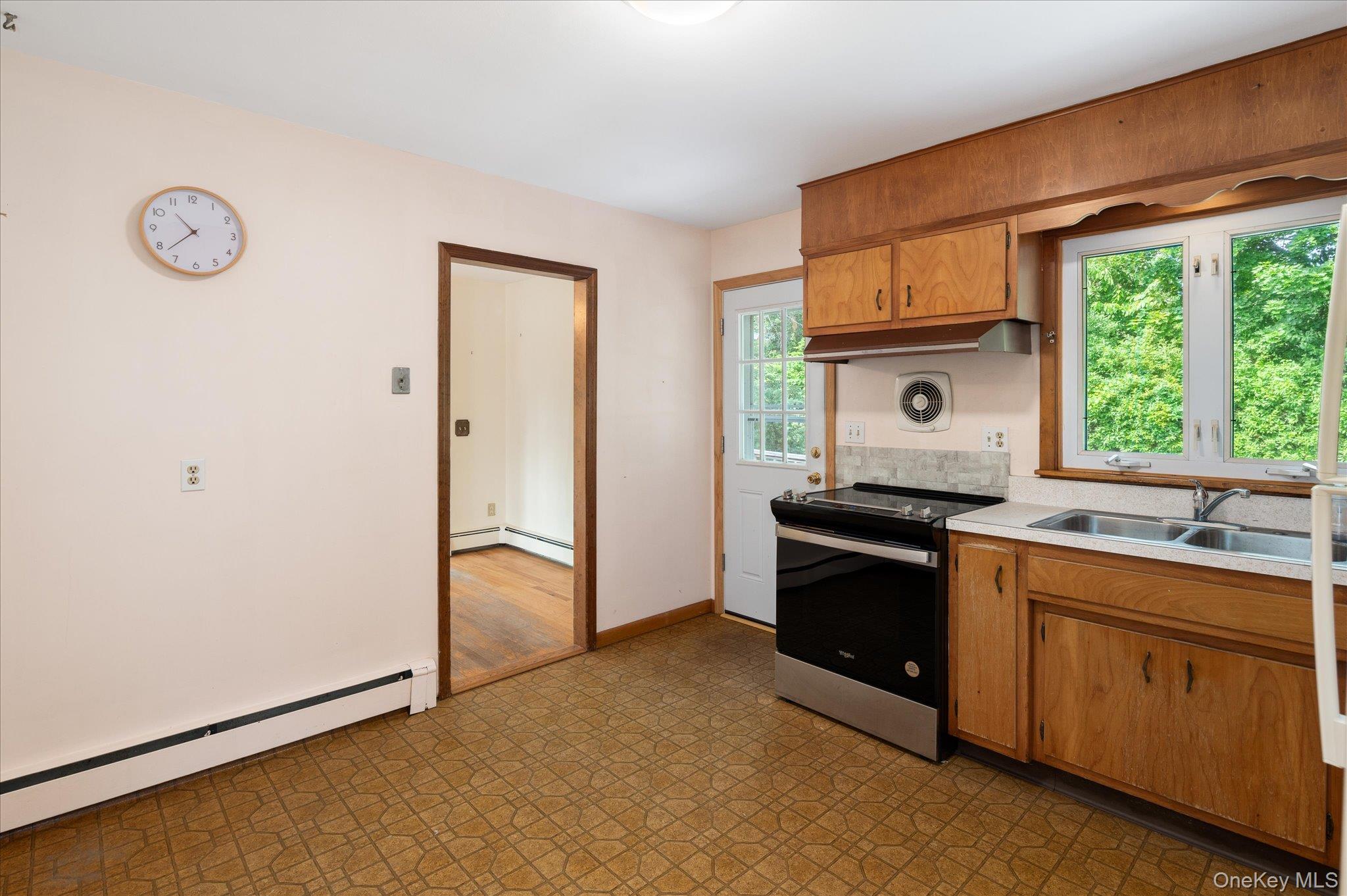 14 Tower Road Property Photo 21