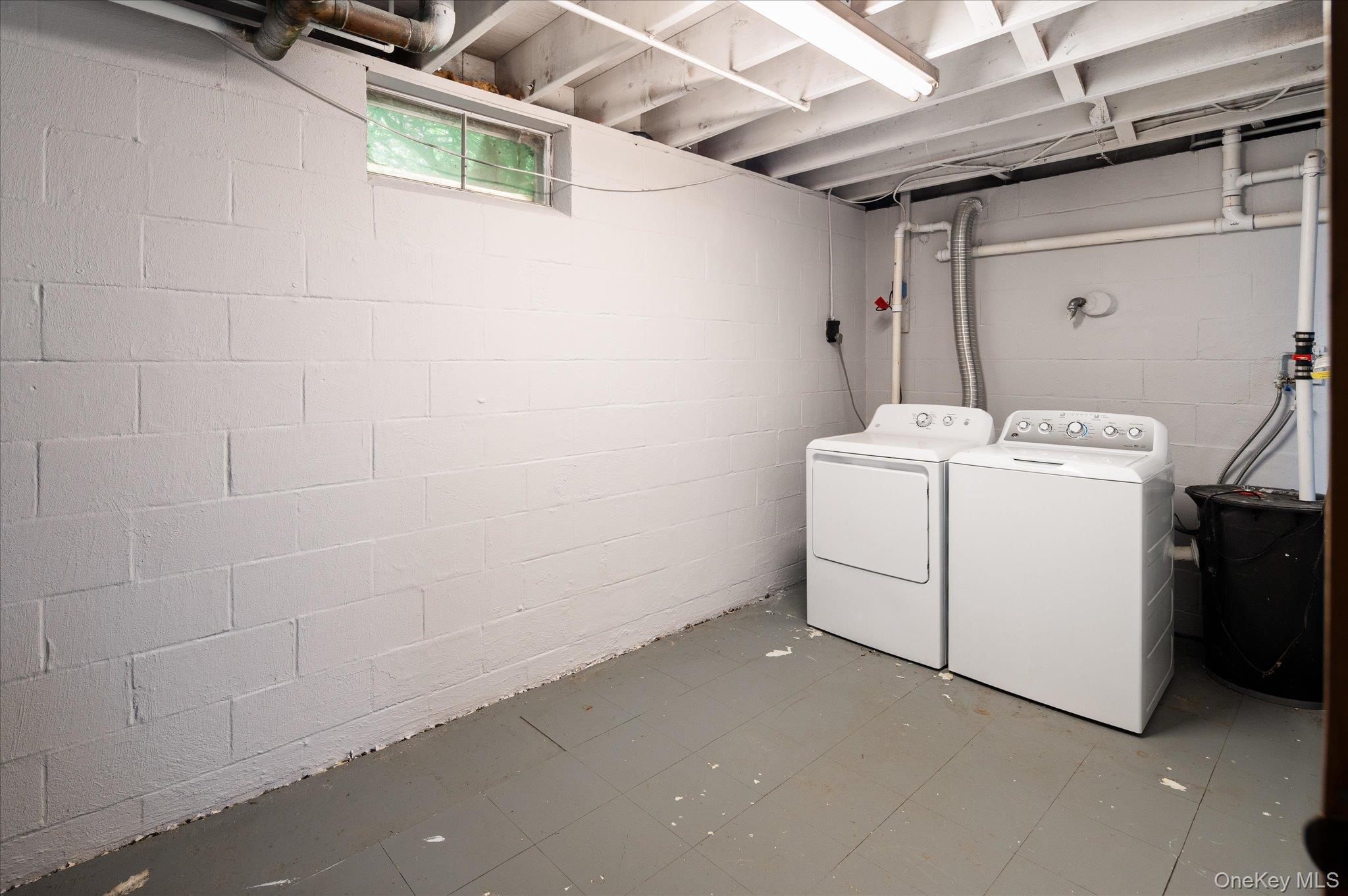 14 Tower Road Property Photo 33