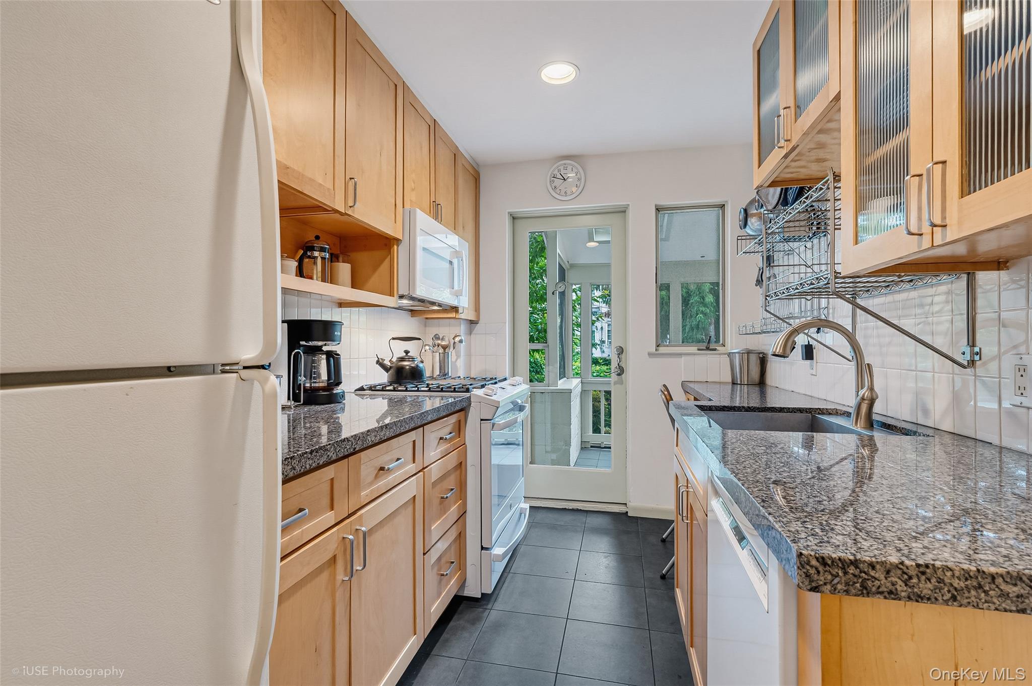 39-33 49th Street Property Photo 5