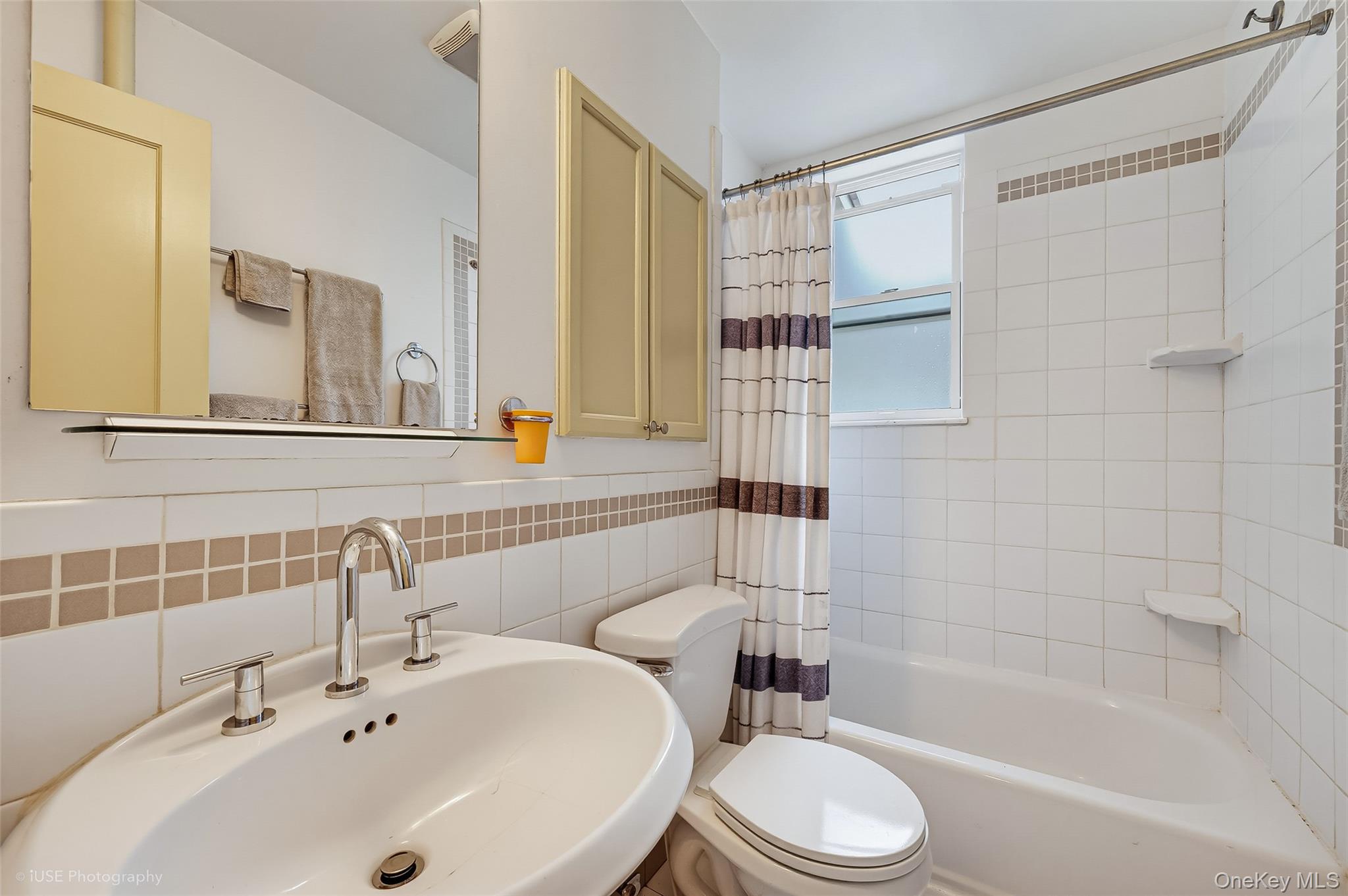 39-33 49th Street Property Photo 9