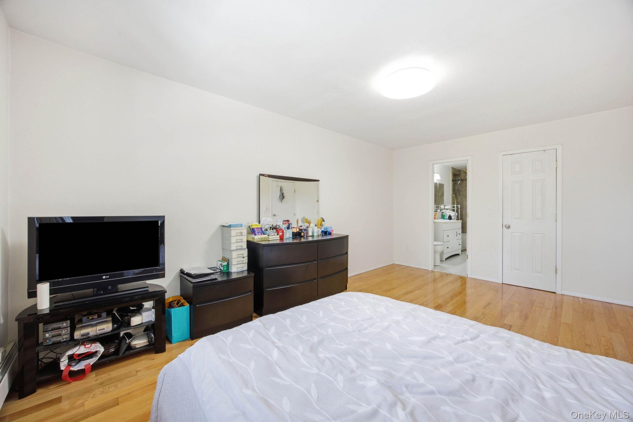 425 Schorr Drive Property Photo 12