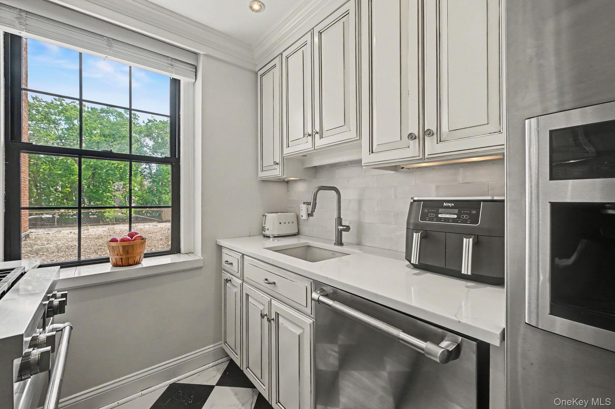 192 Garth Road Tm Property Photo 9
